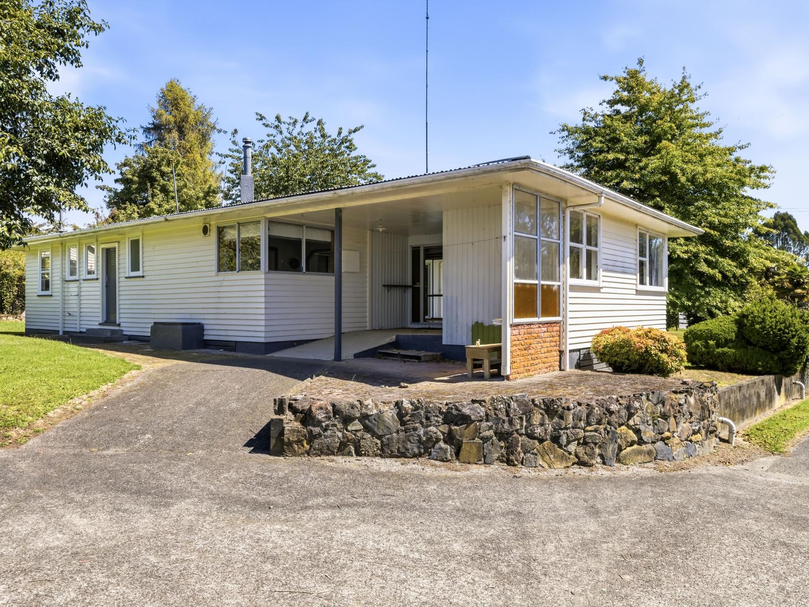 15 Oioi Street, Owhango