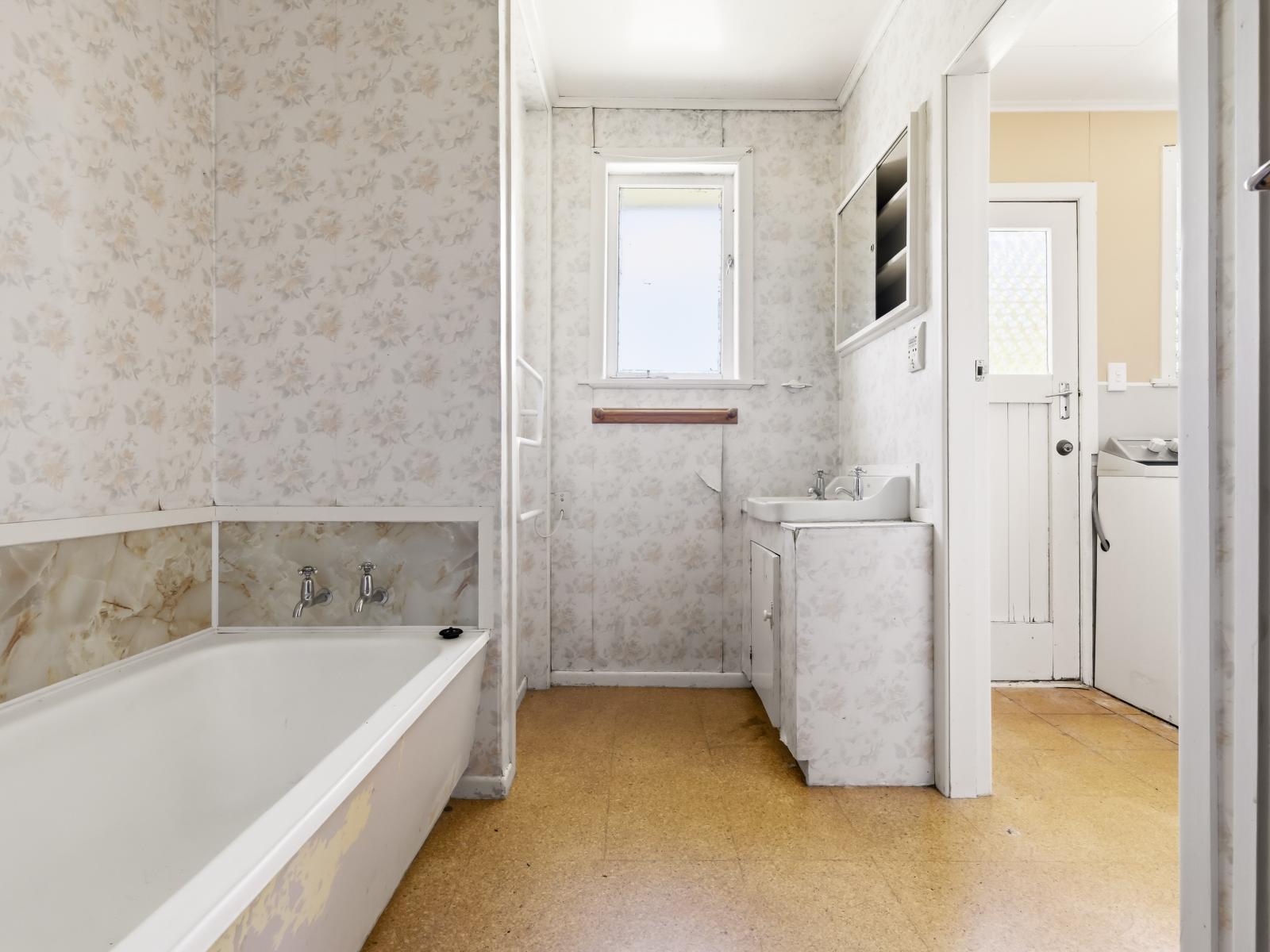 15 Oioi Street, Owhango