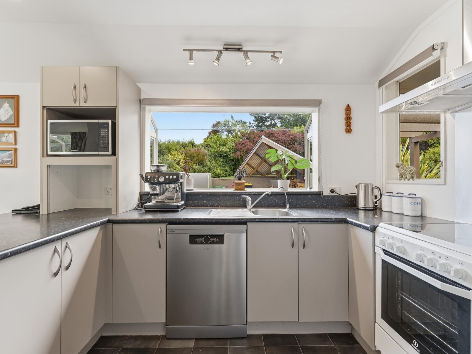 60 Big Stone Road, Brighton