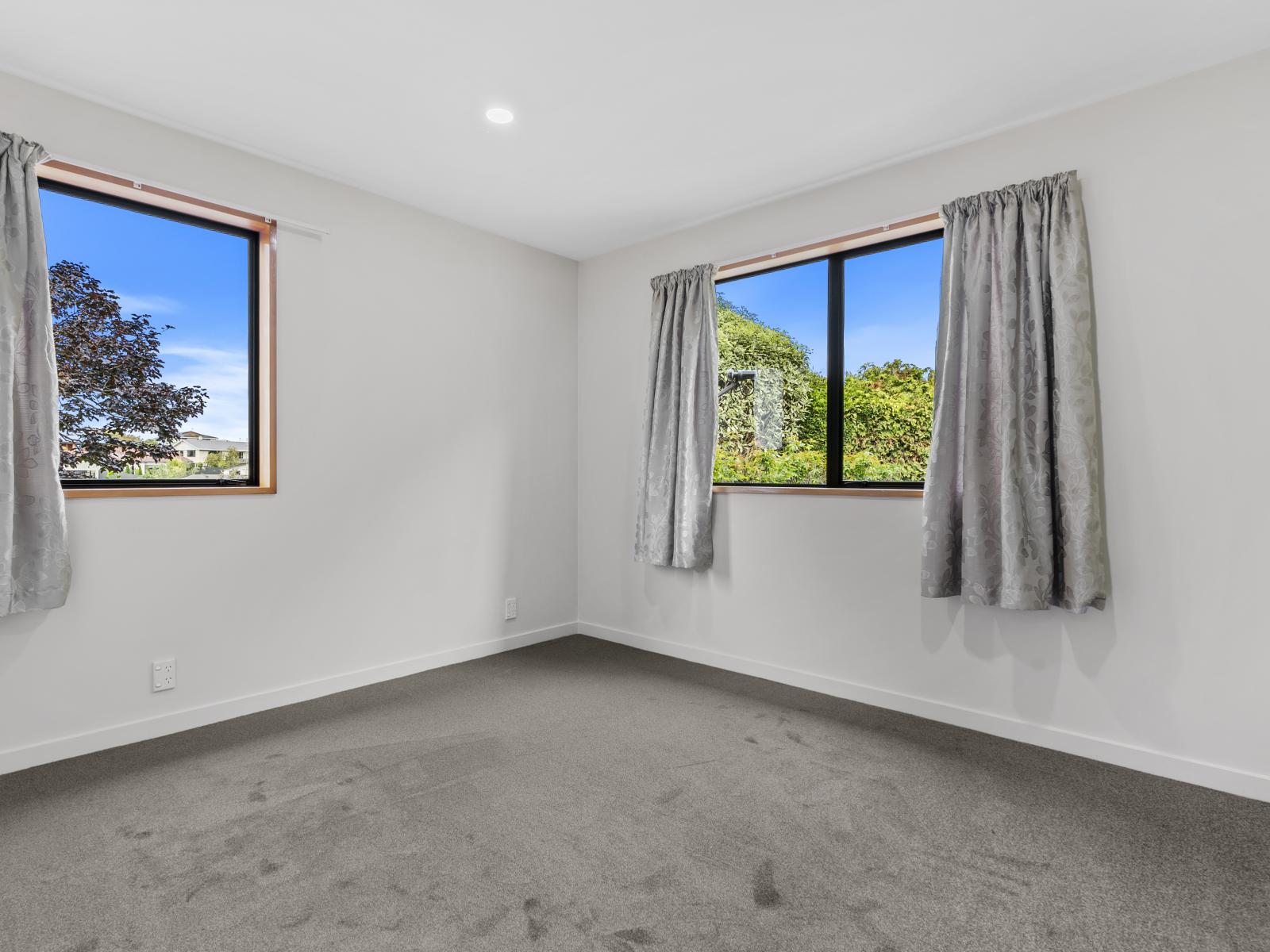 26 Temple Crescent, Gleniti