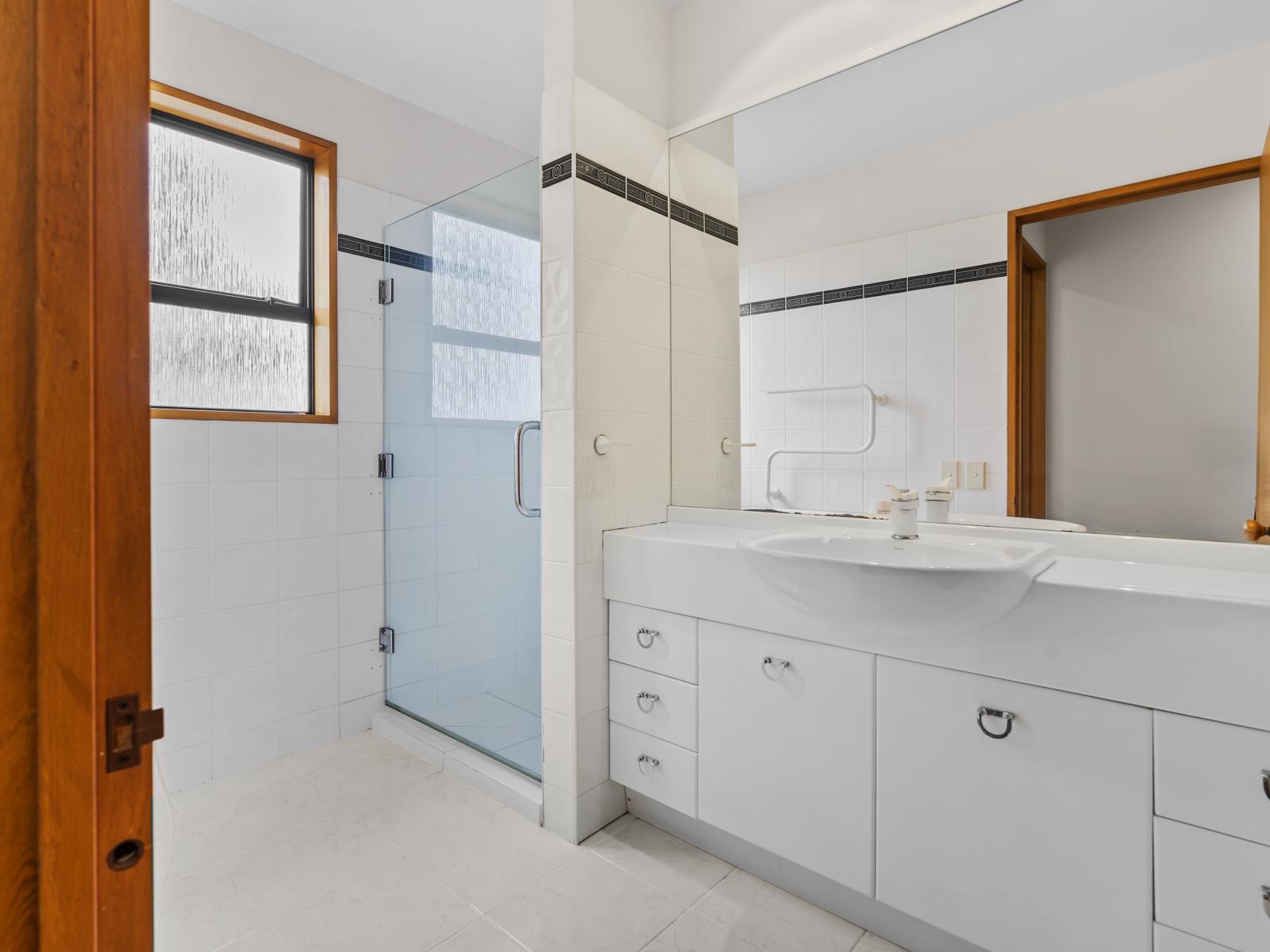 26 Temple Crescent, Gleniti