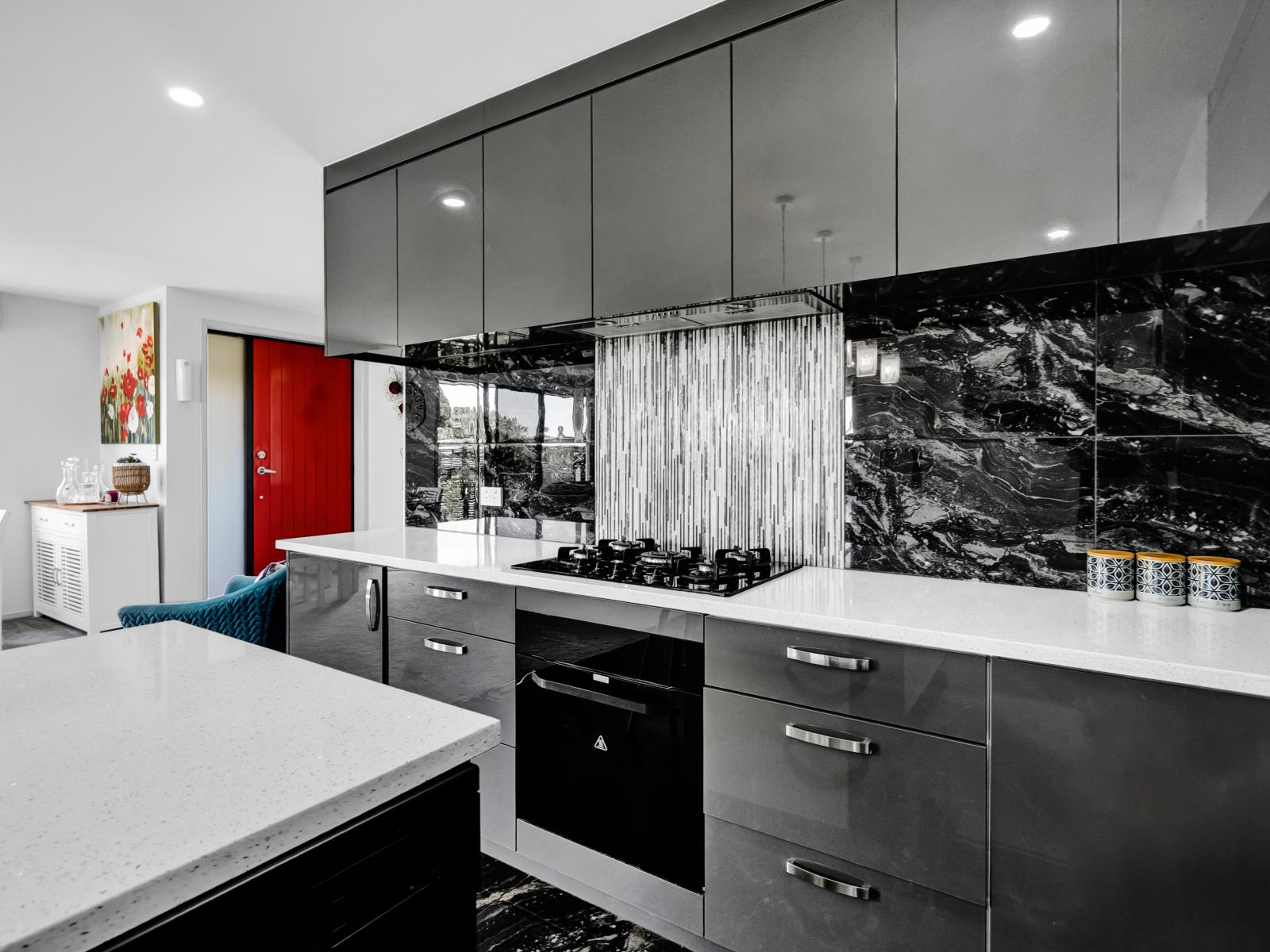 3 Frederick Place, Whalers Gate