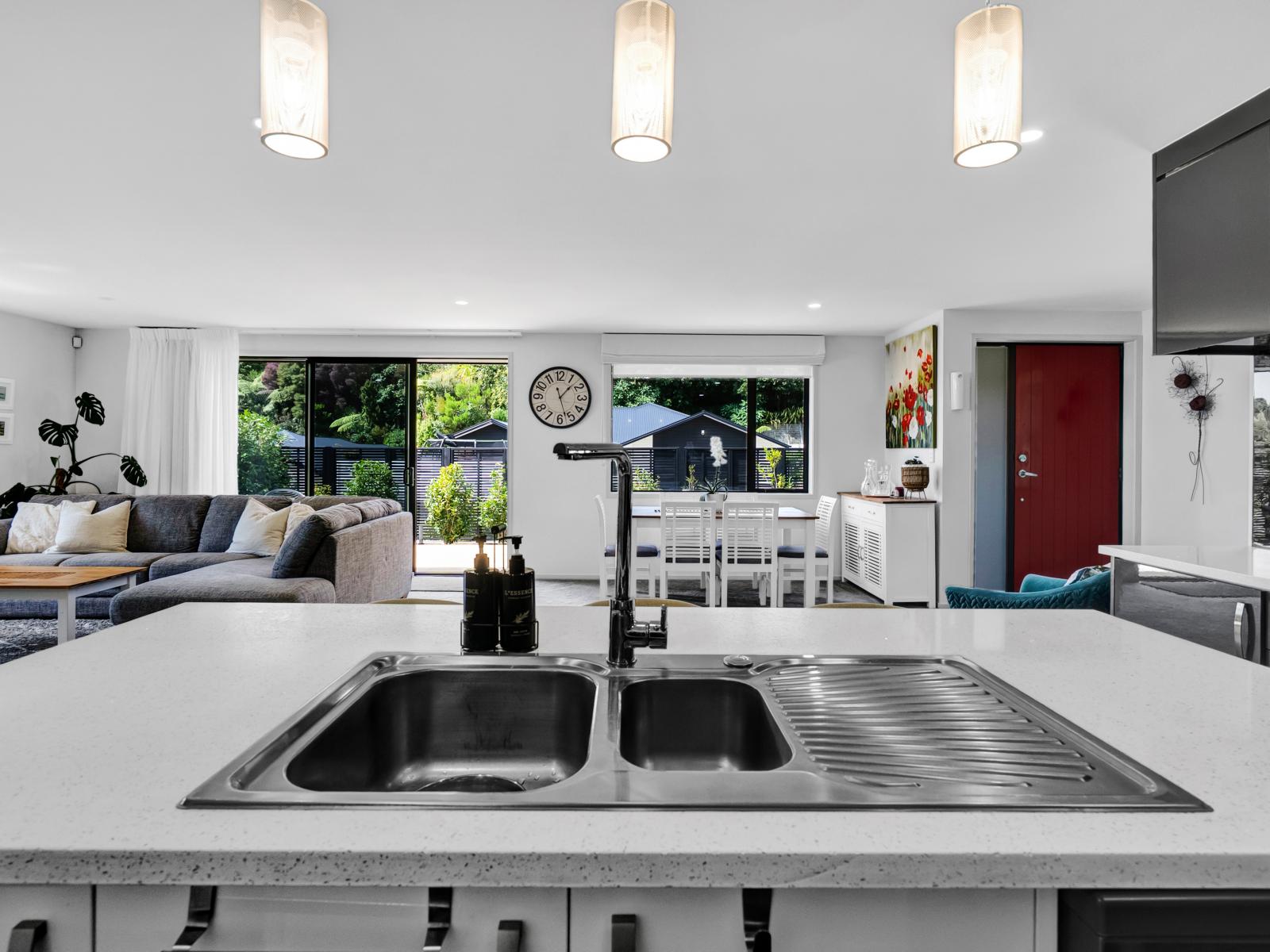 3 Frederick Place, Whalers Gate