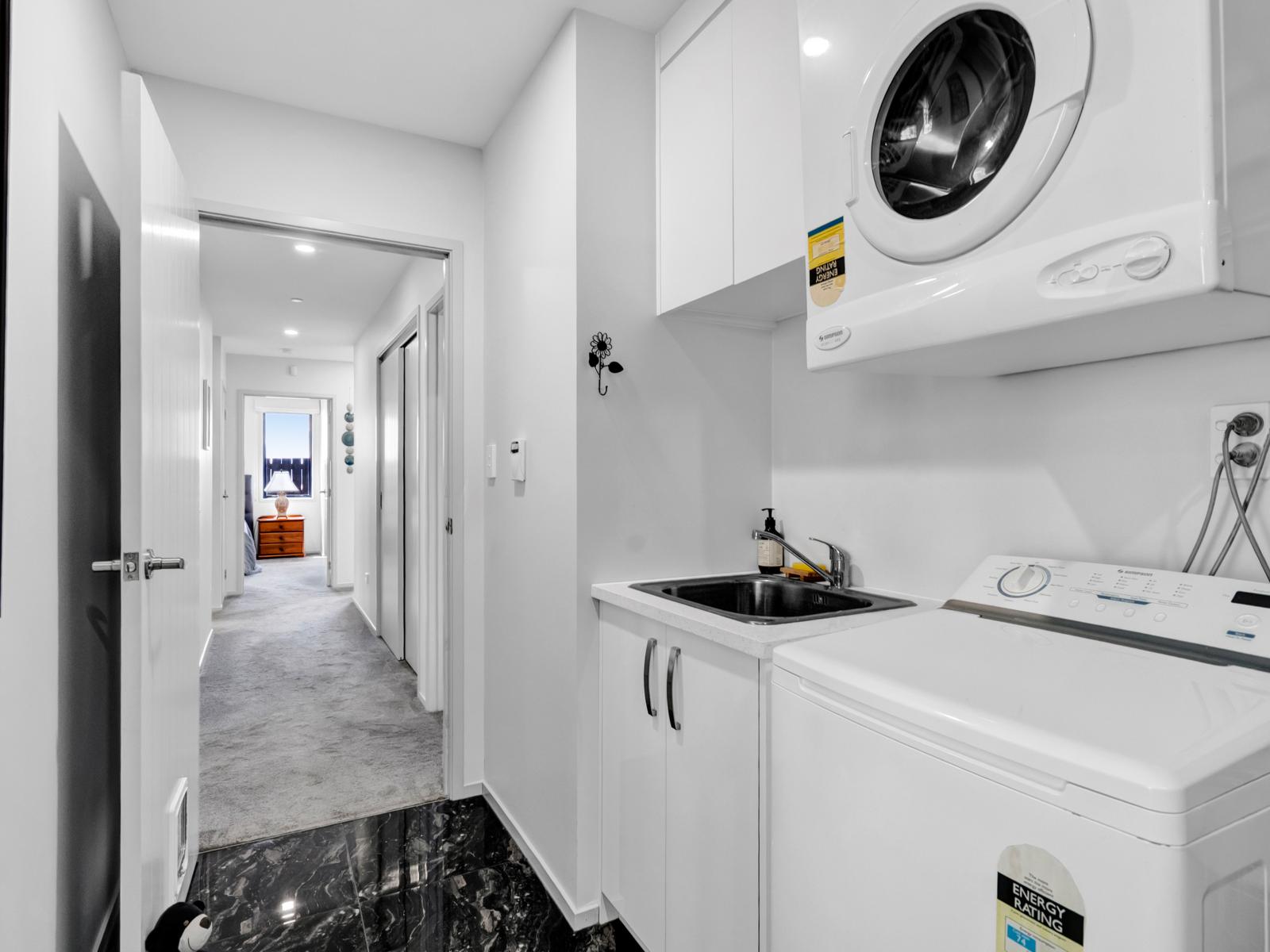 3 Frederick Place, Whalers Gate