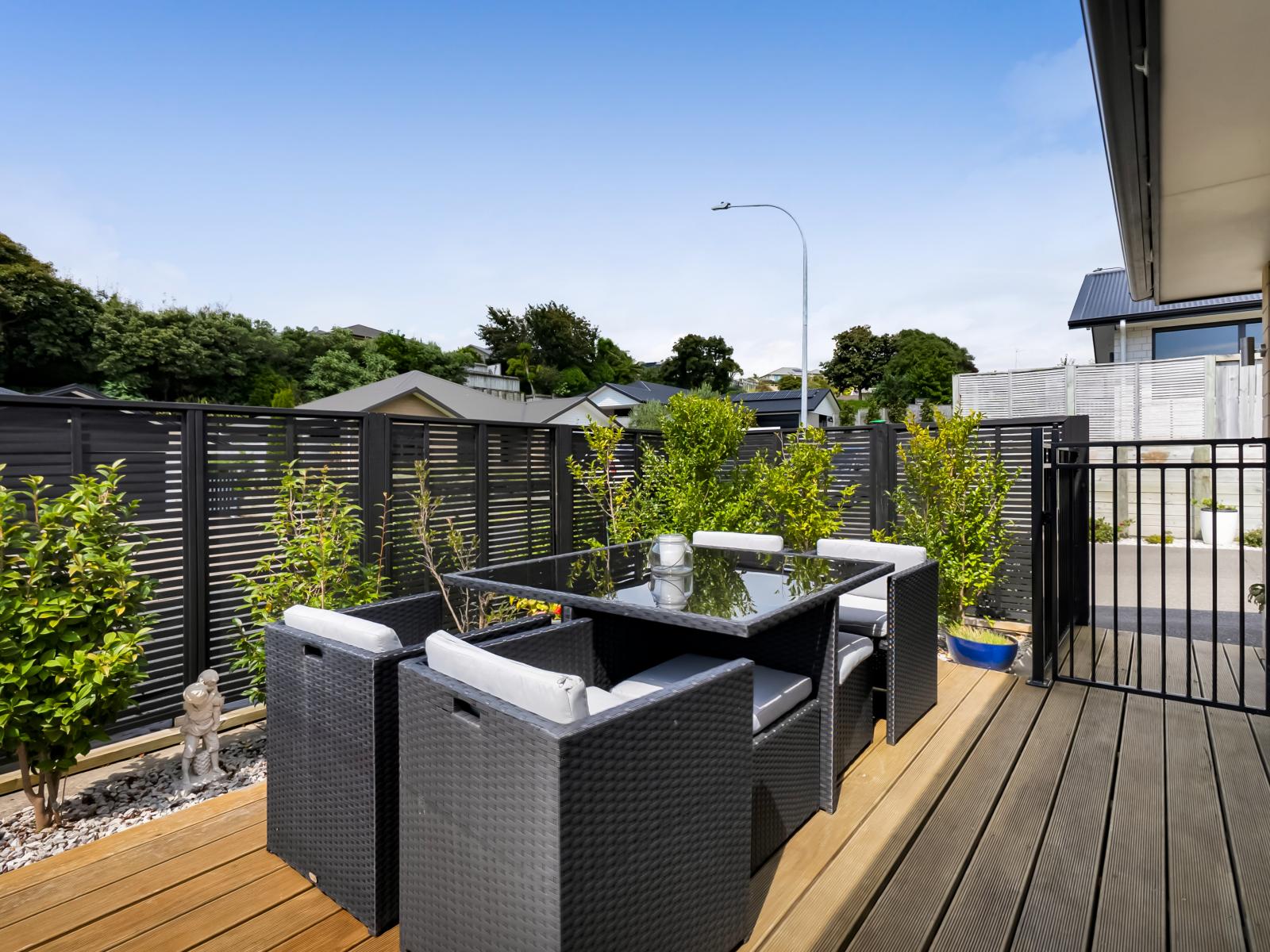 3 Frederick Place, Whalers Gate