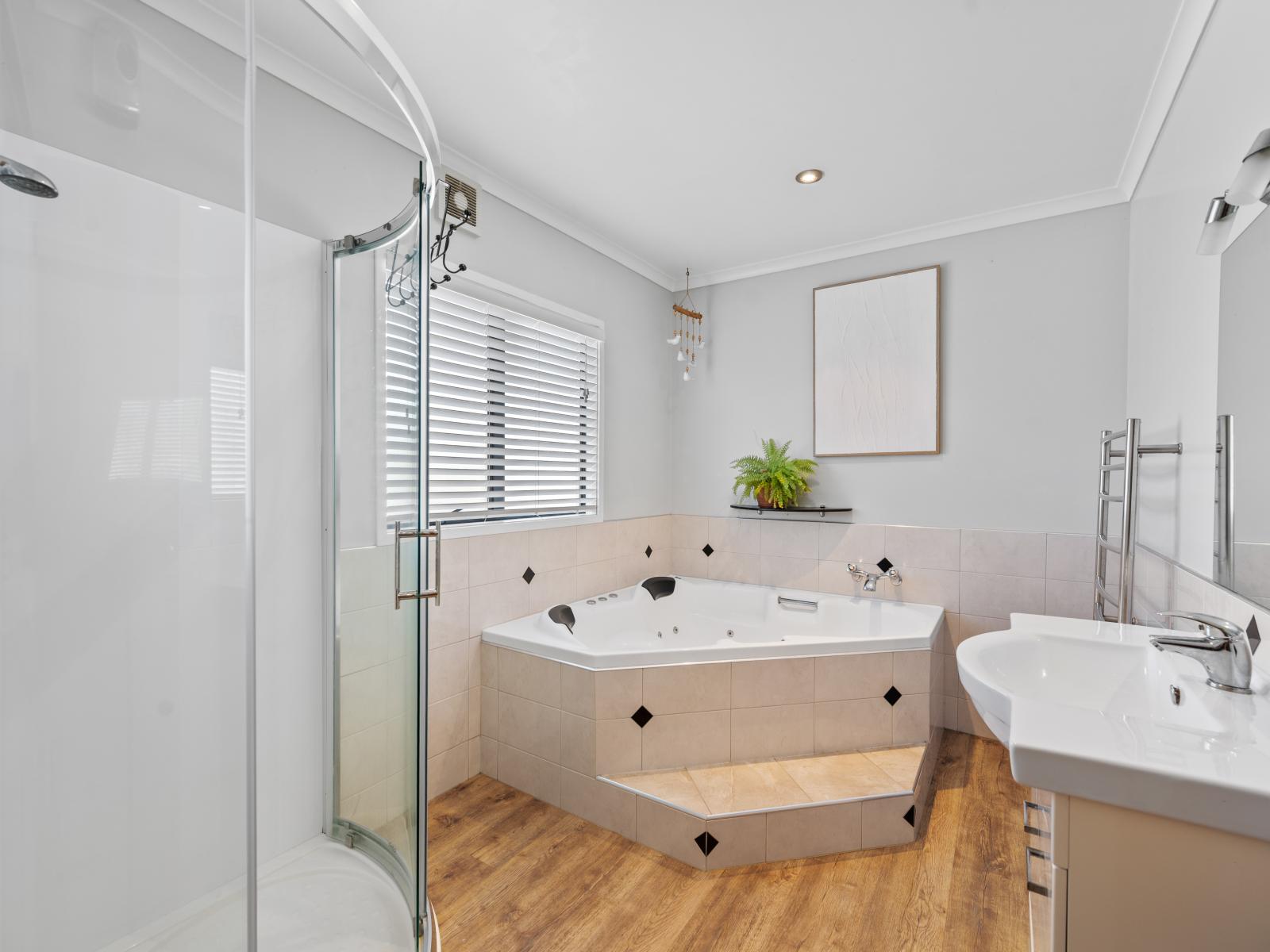 24 Symons Street, Parkvale