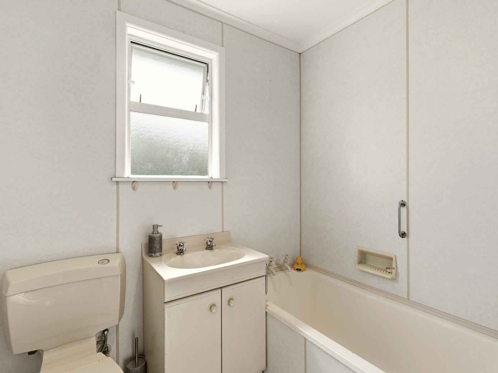 31 Manuka Street, Castlecliff