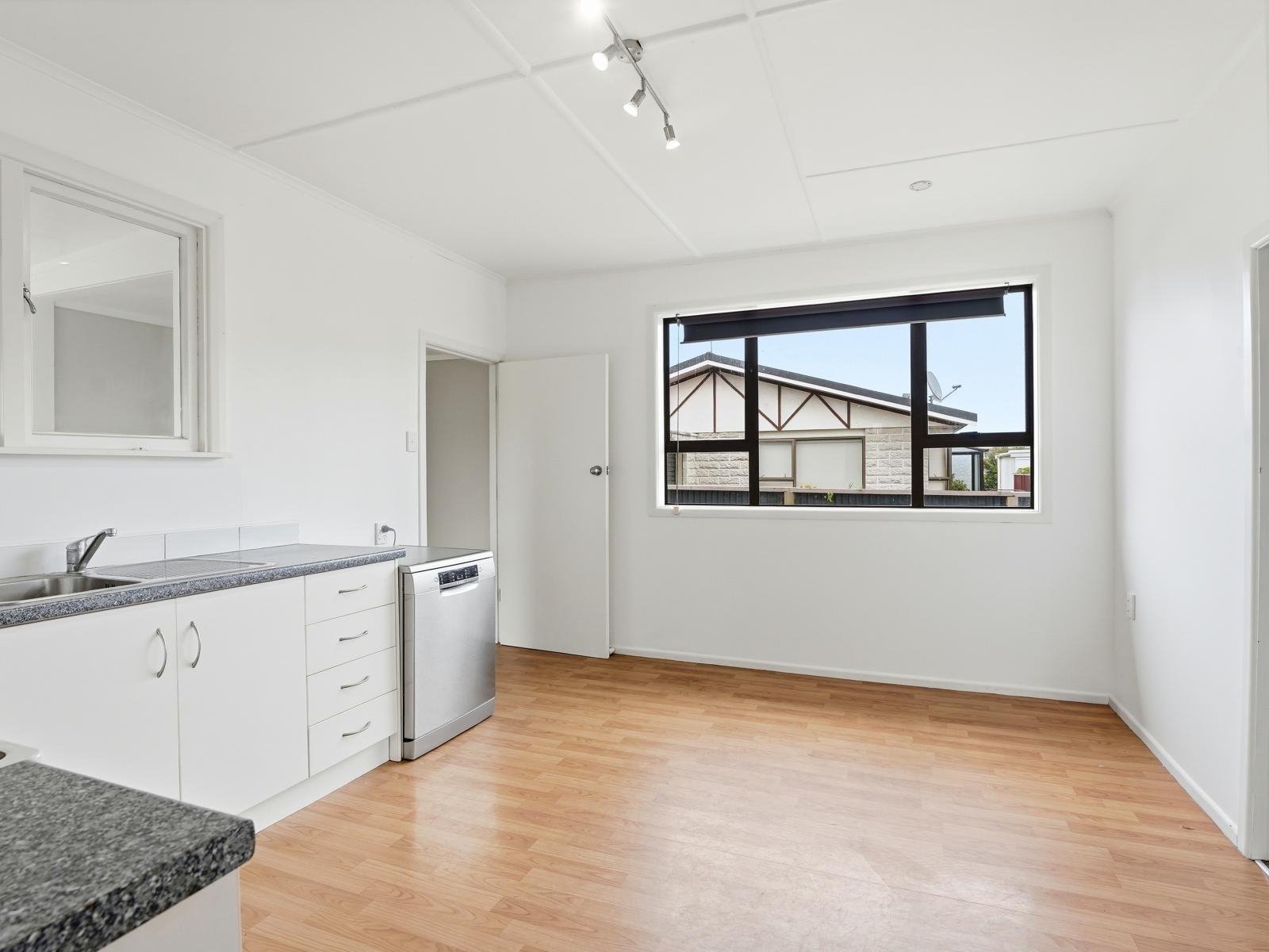 165 Parsons Street, Springvale