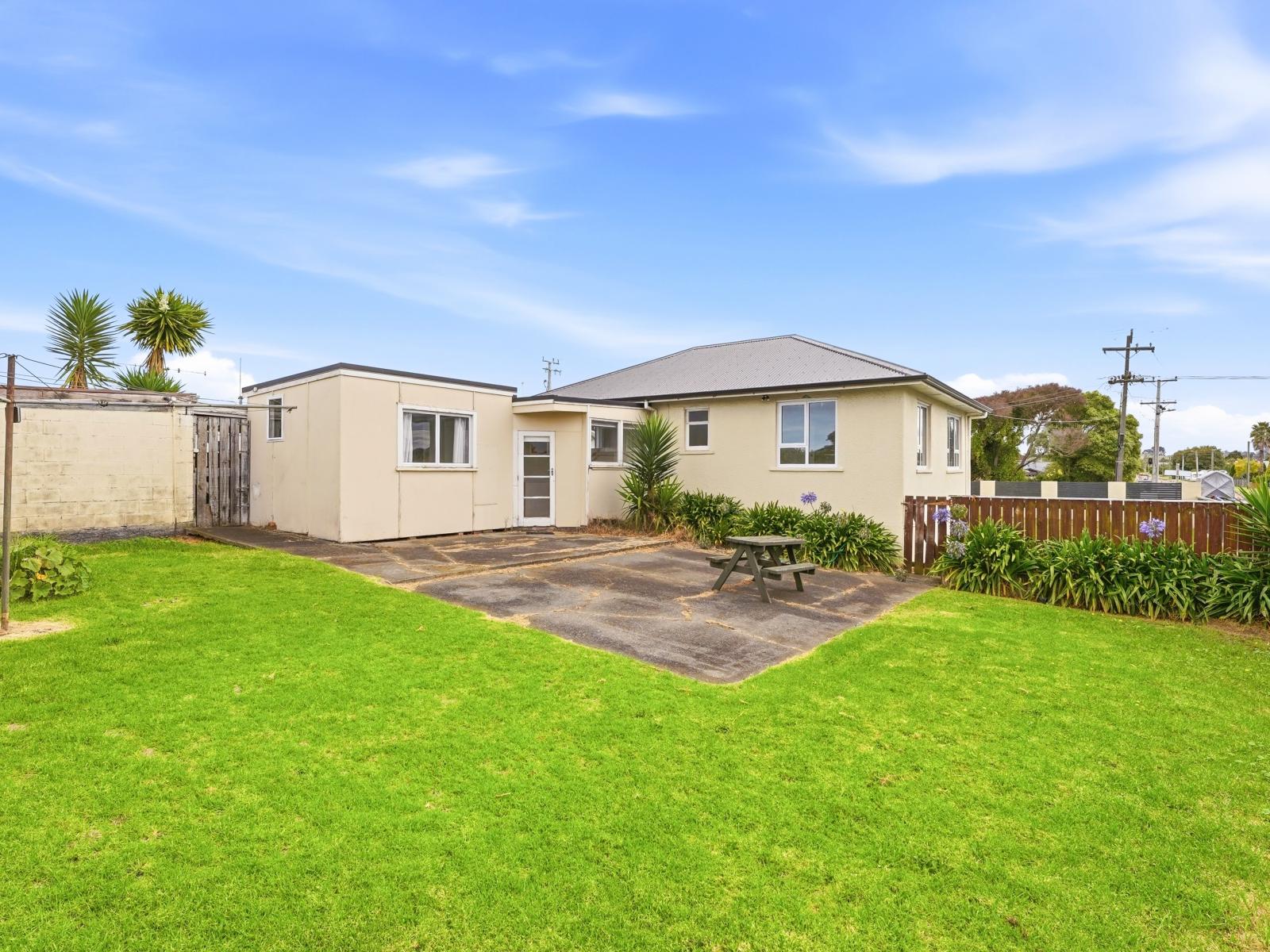 165 Parsons Street, Springvale