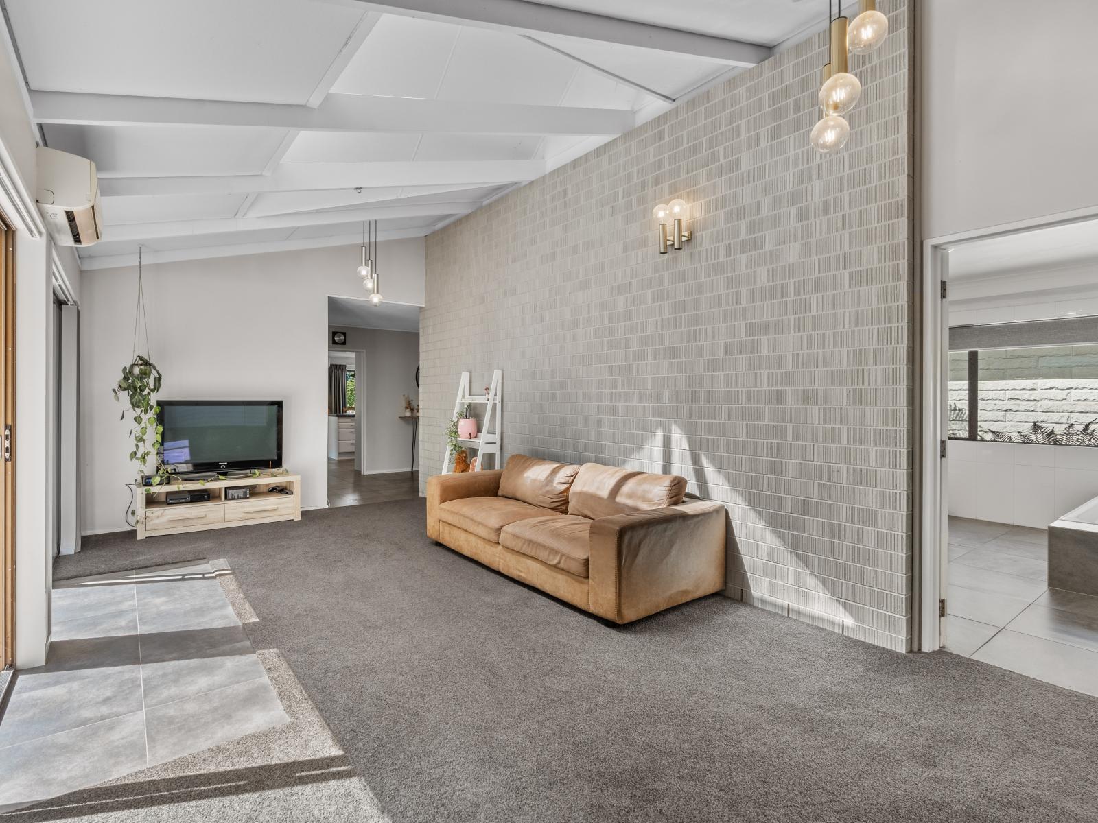 19 Tirohanga Road, Mosgiel