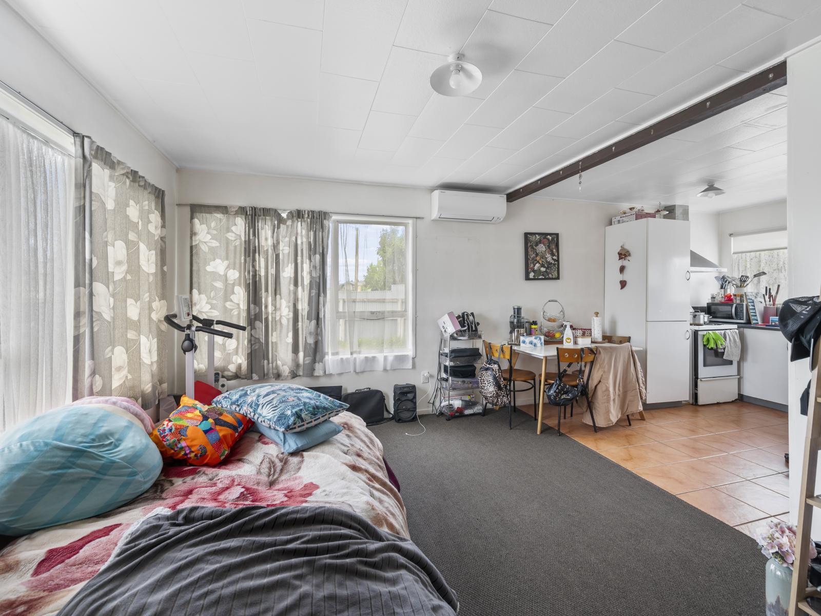 3, 5 and 7 London Place, Tamatea