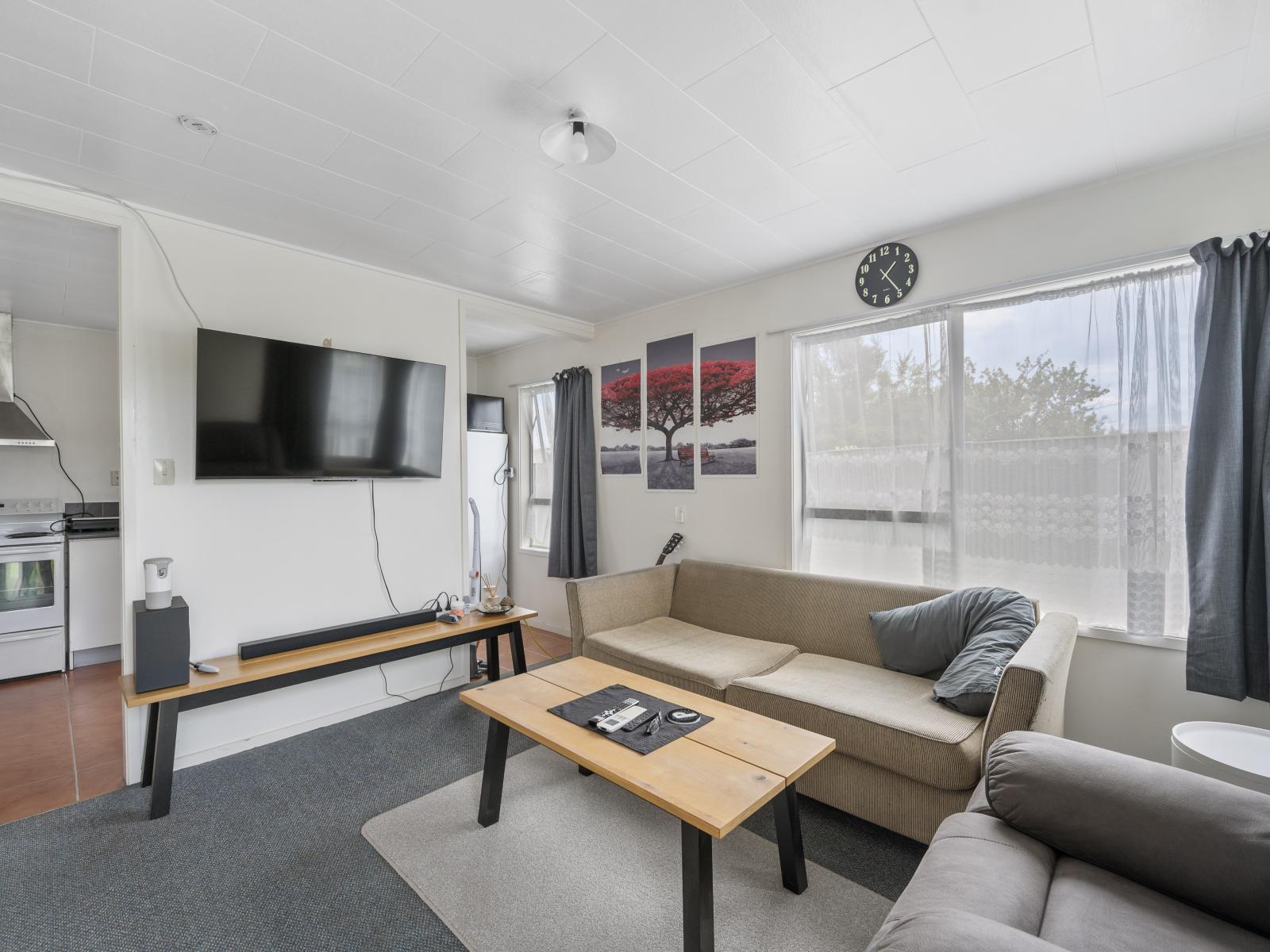 3, 5 and 7 London Place, Tamatea