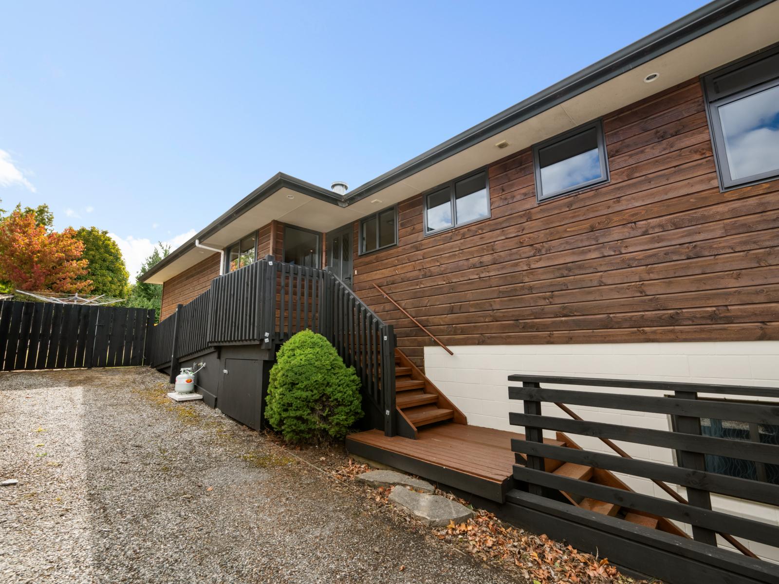 4 Hillview Place, Wanaka