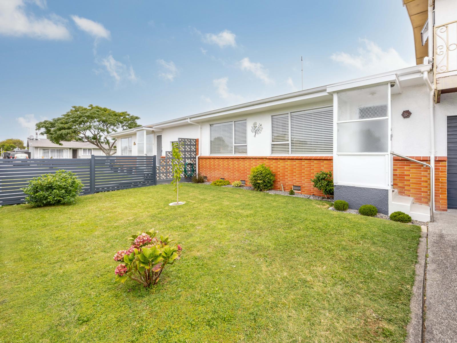 10 Ashcroft Street, Pirimai