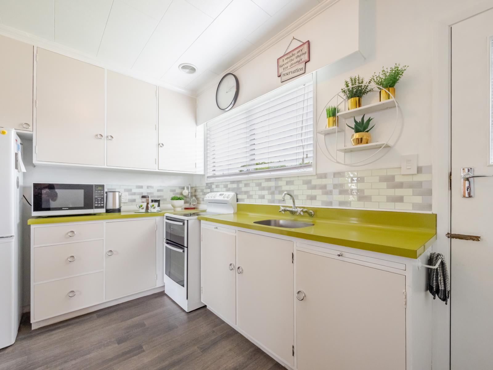 10 Ashcroft Street, Pirimai