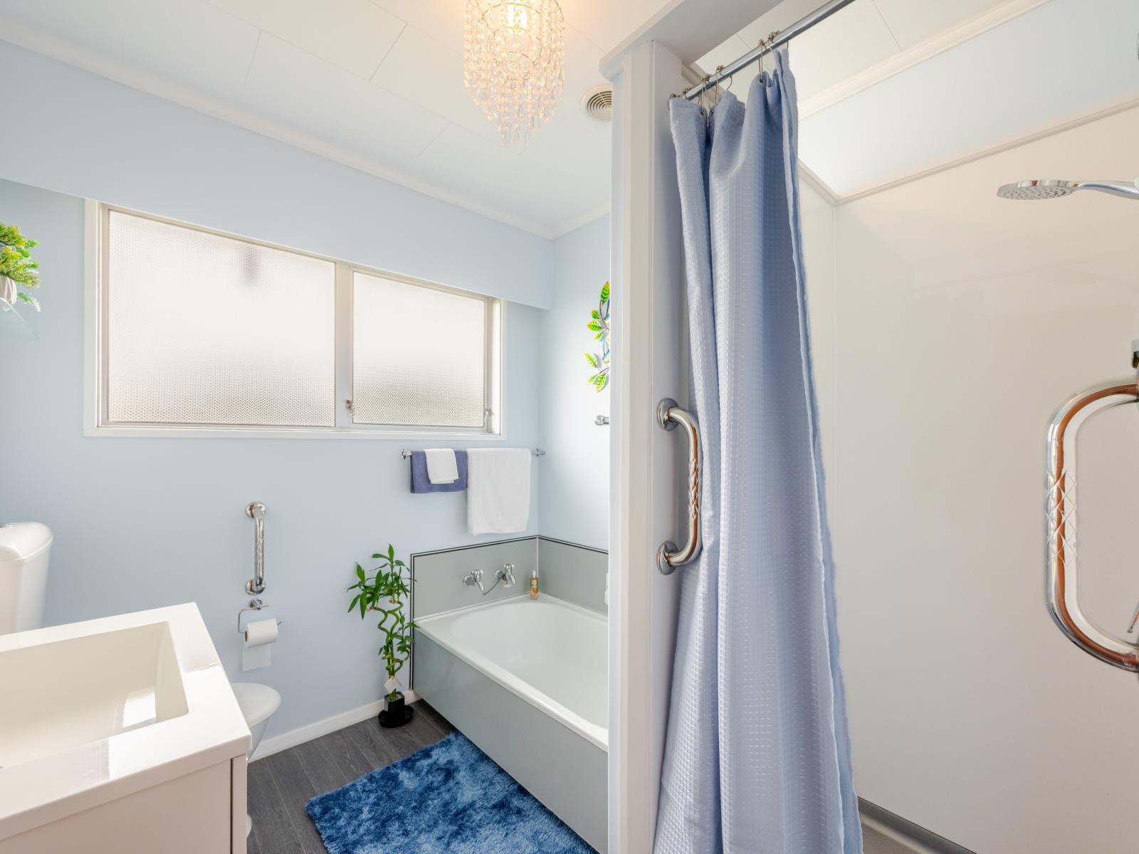 10 Ashcroft Street, Pirimai