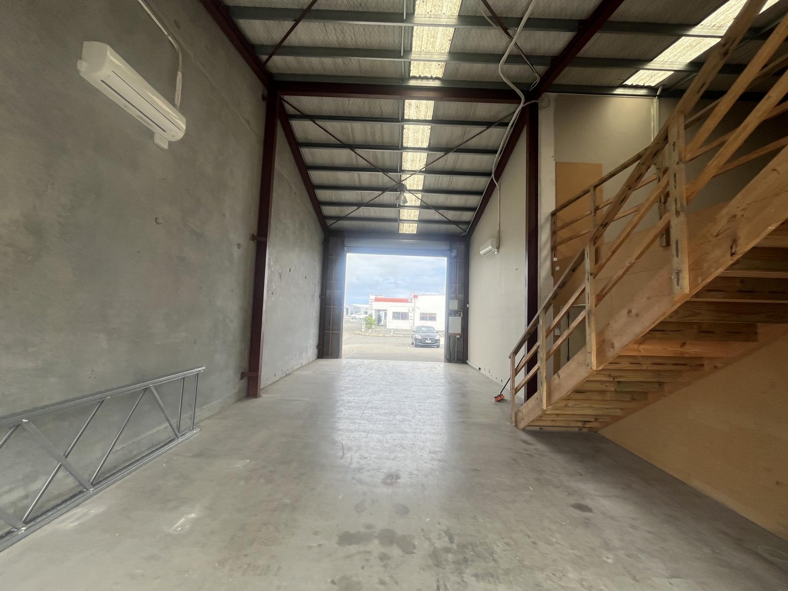 Unit B, 198 Kapiti Road, Paraparaumu Beach