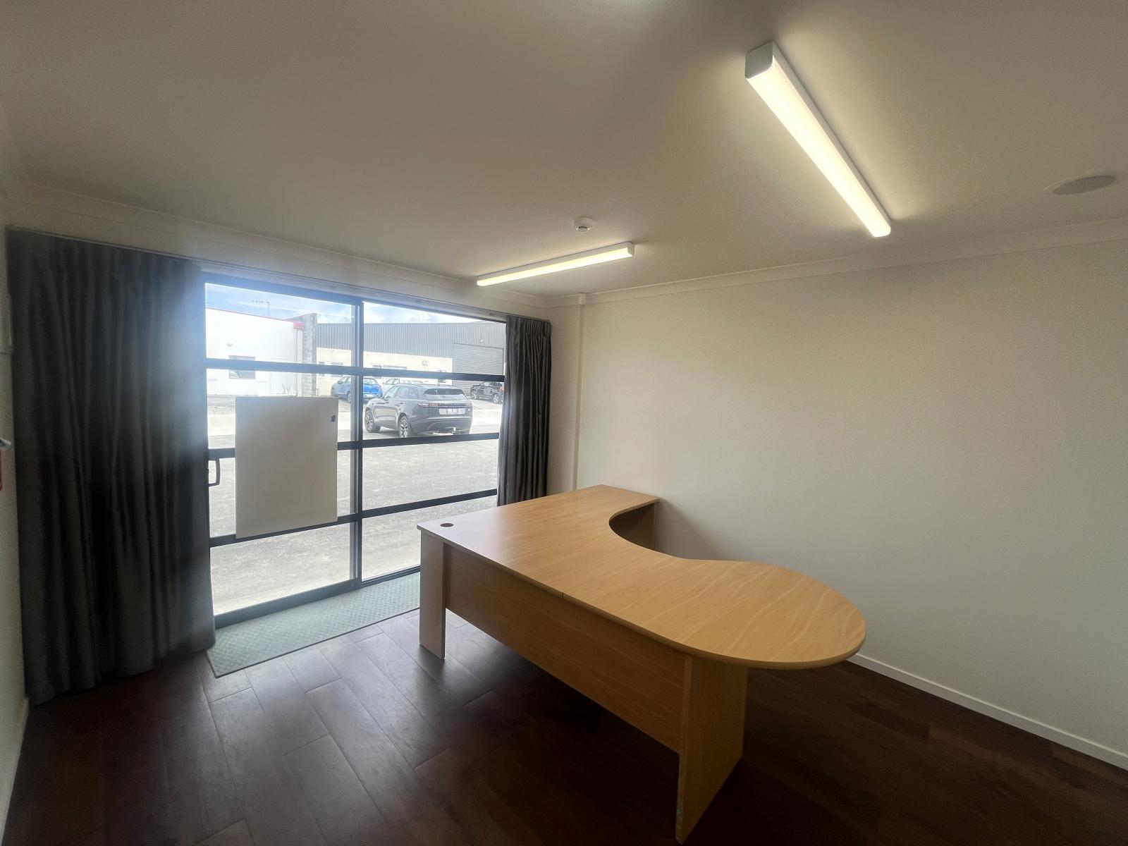 Unit B, 198 Kapiti Road, Paraparaumu Beach