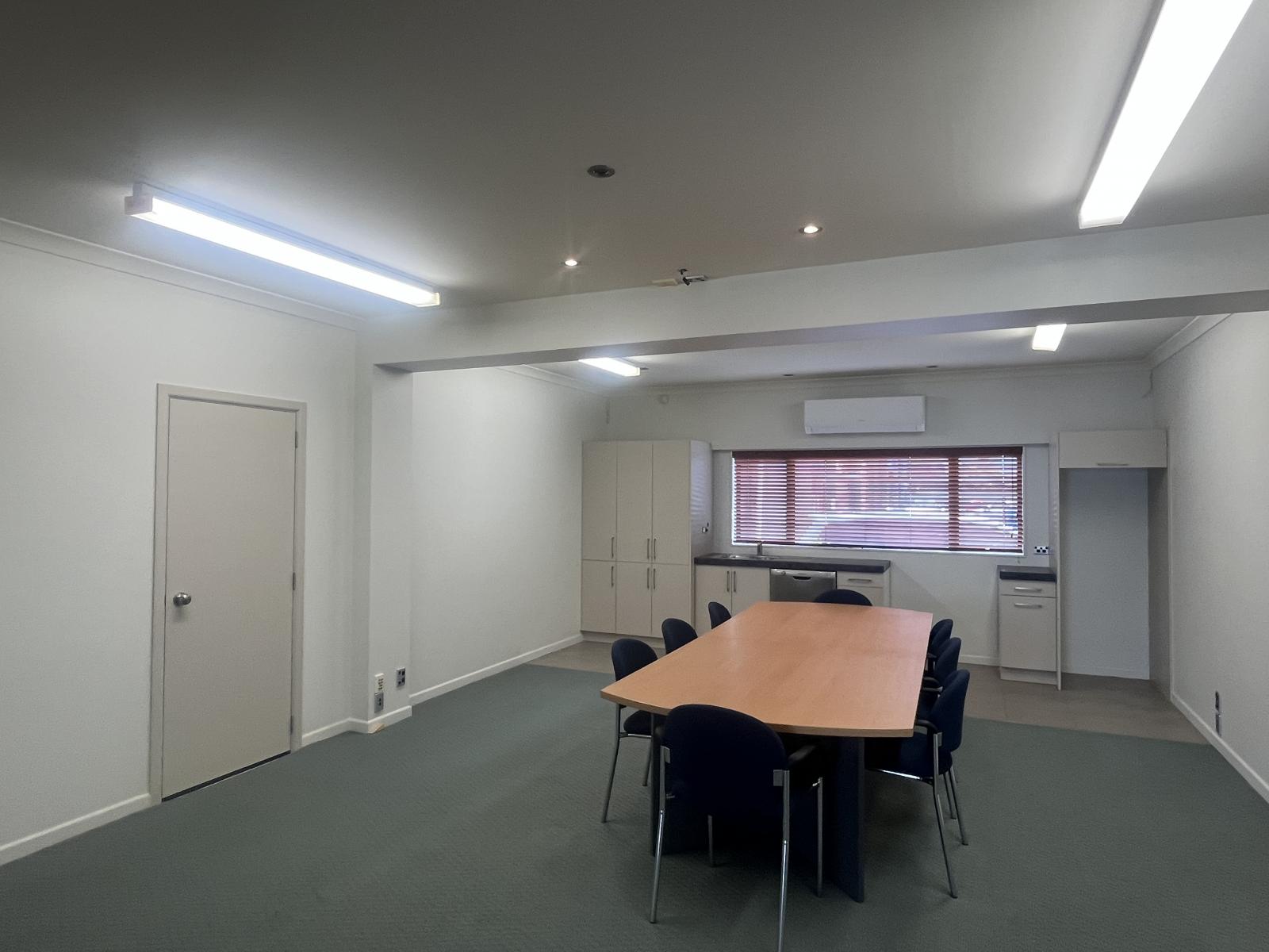 Unit B, 198 Kapiti Road, Paraparaumu Beach