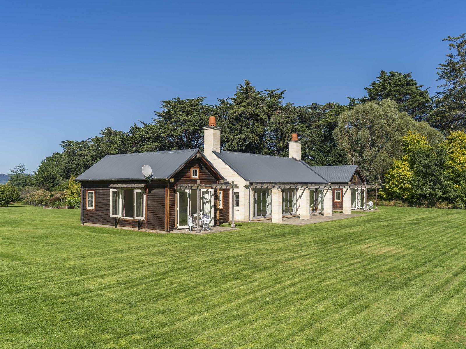 12 Tirohanga Road, North Taieri