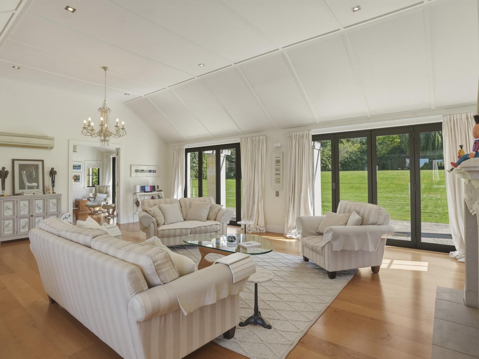 12 Tirohanga Road, North Taieri