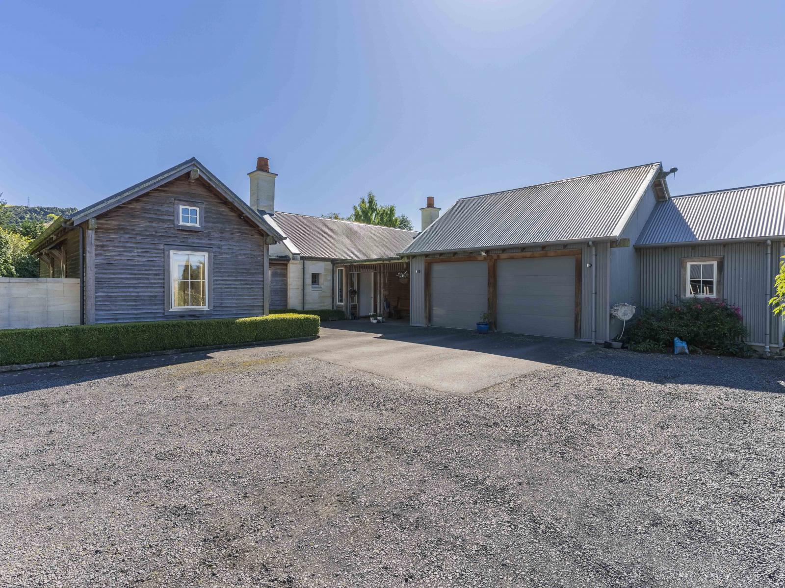 12 Tirohanga Road, North Taieri