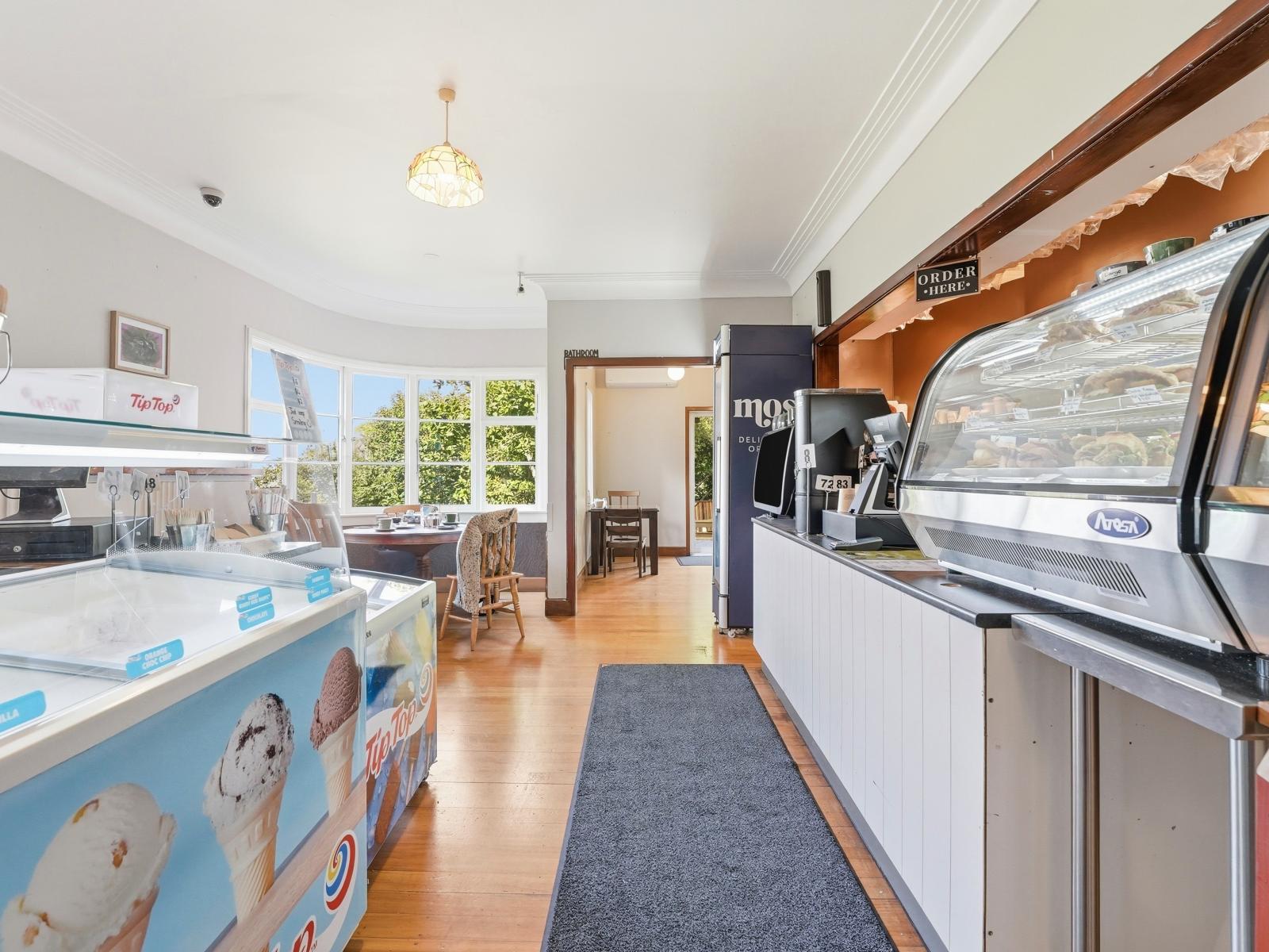 110 Great North Road, St Johns Hill