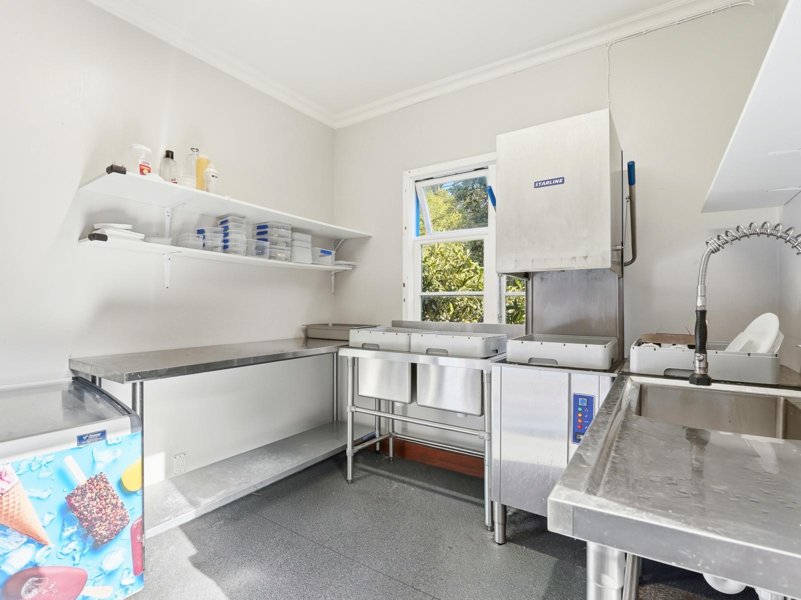 110 Great North Road, St Johns Hill