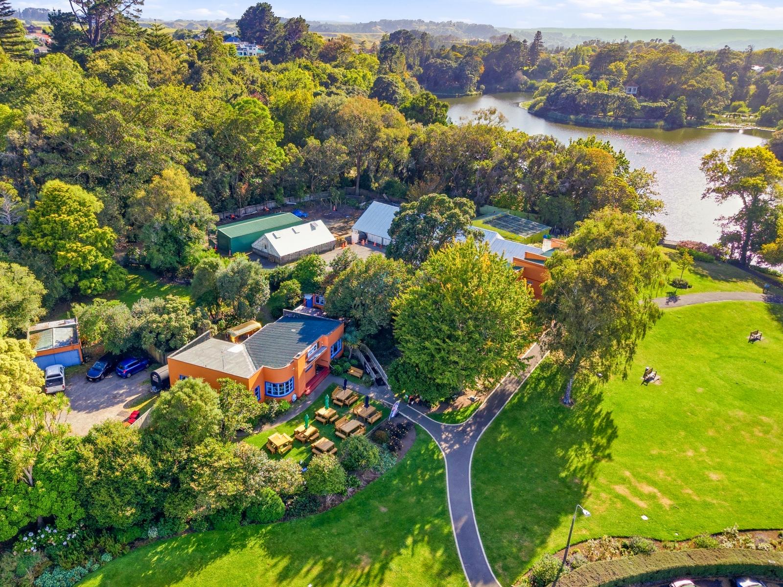 110 Great North Road, St Johns Hill