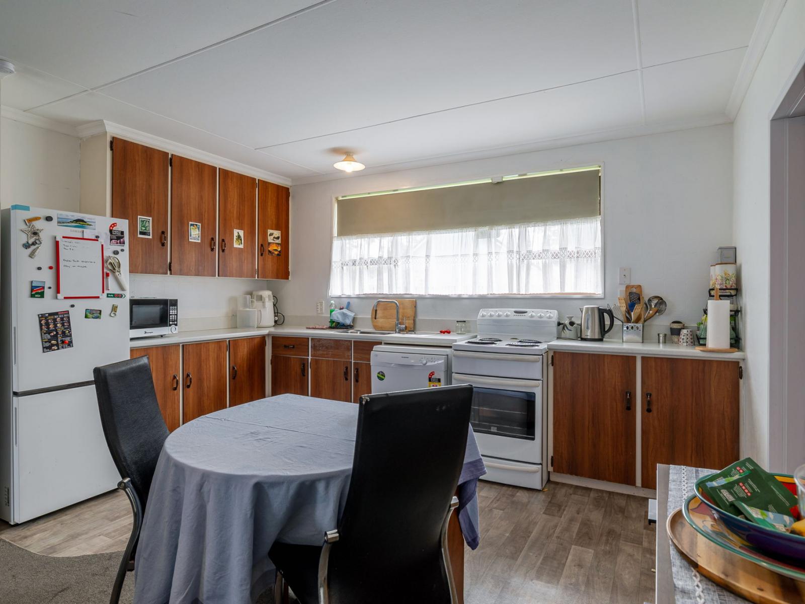 36 Criterion Street, Bulls