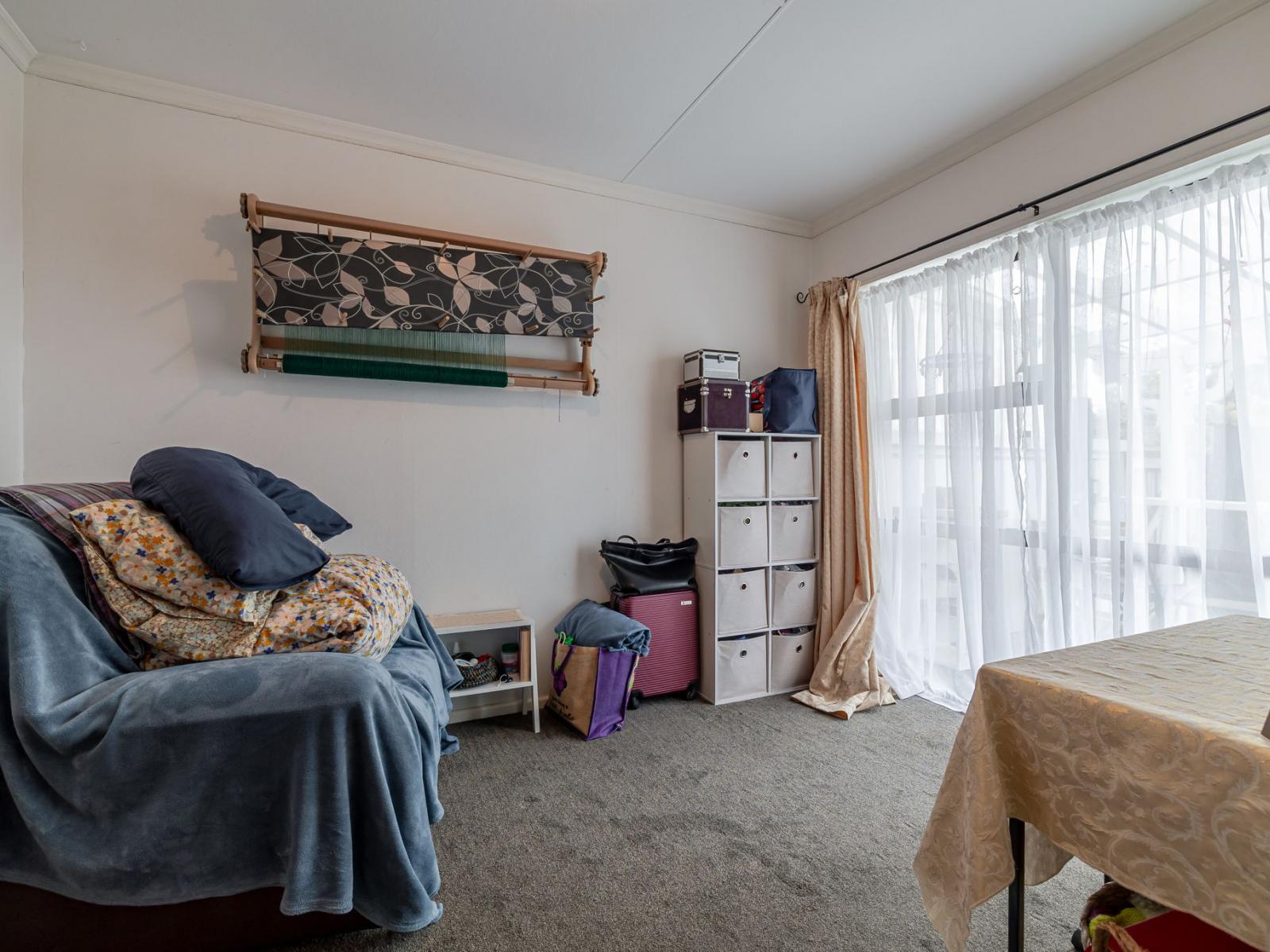 36 Criterion Street, Bulls