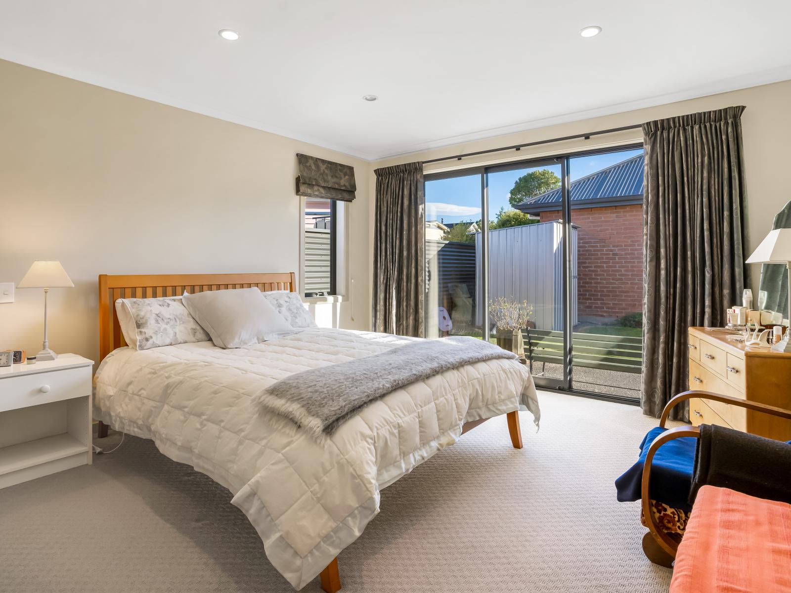 12 Essex Street, Winton