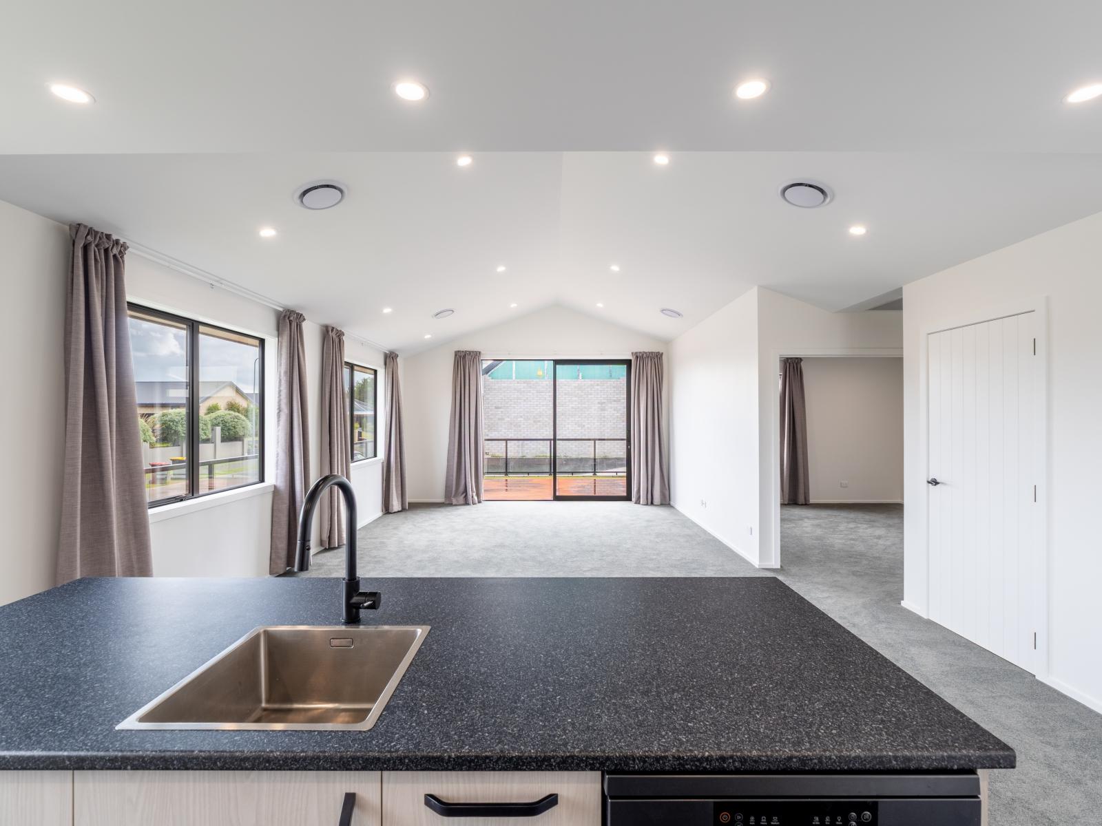 97 Hoffman Court, Waikiwi