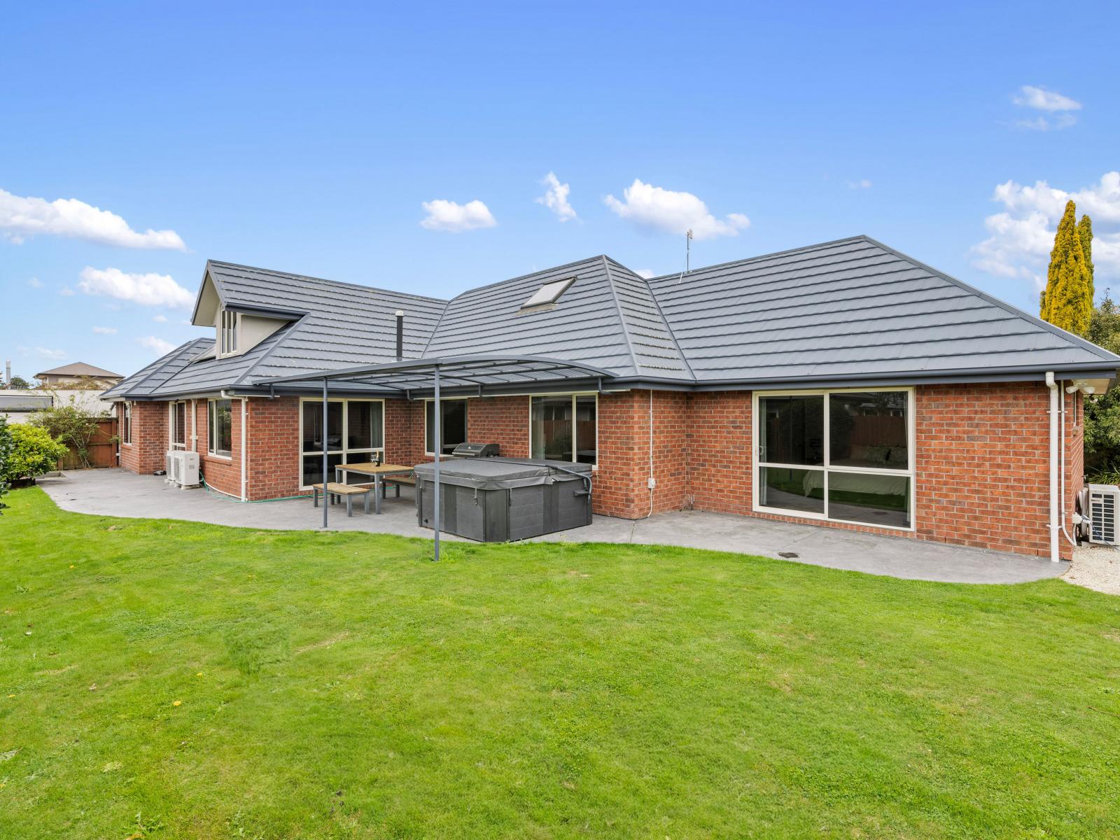 21 Welsford Street, Woodend