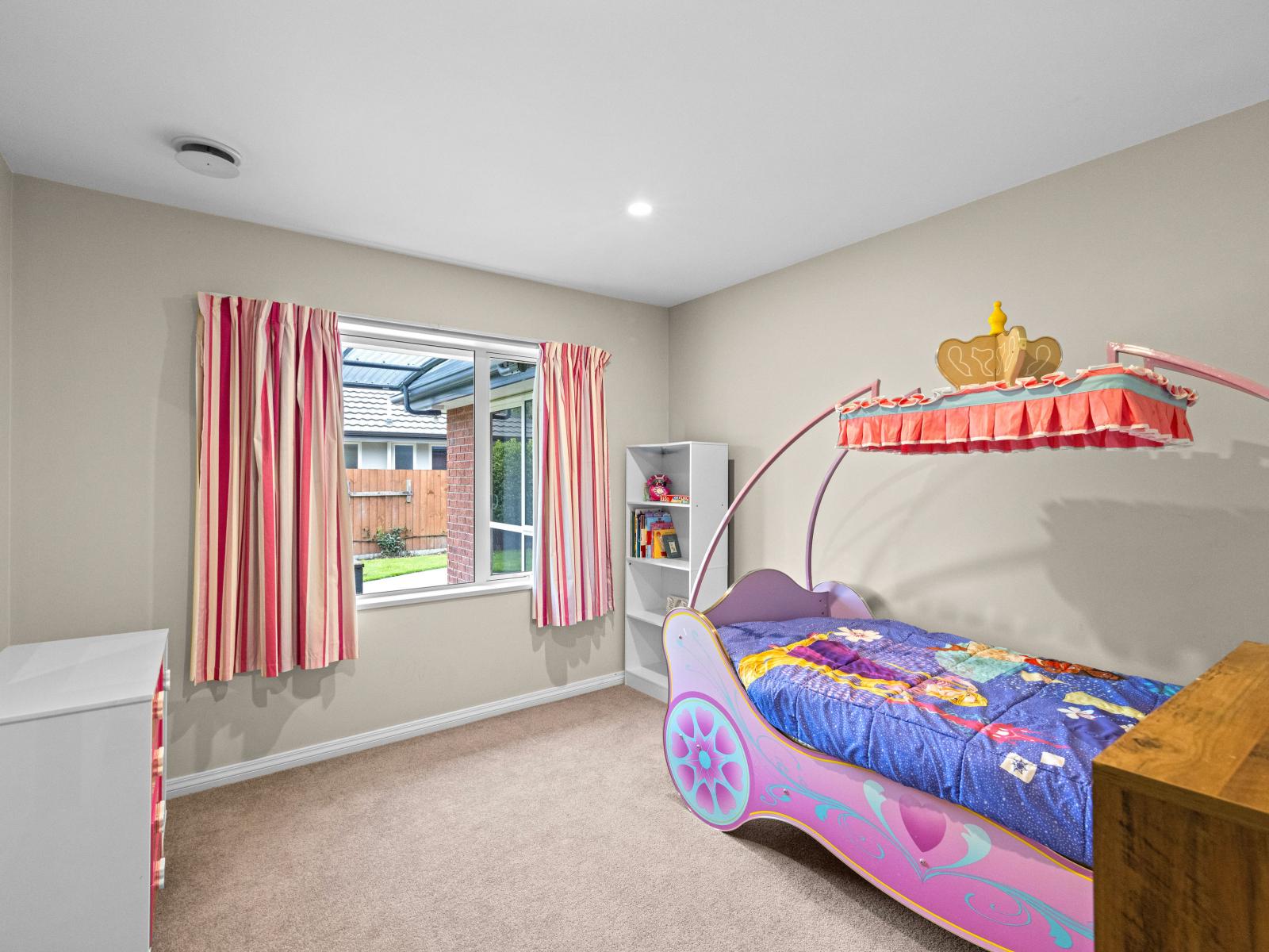 21 Welsford Street, Woodend