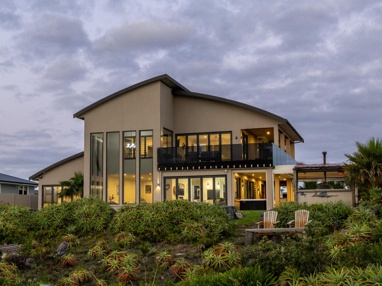 50 Ferguson Street North, Bay View