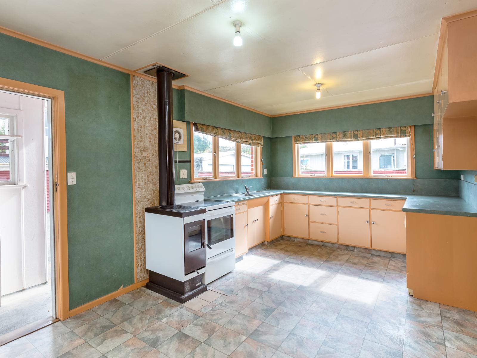 17 Philip Street, Carterton