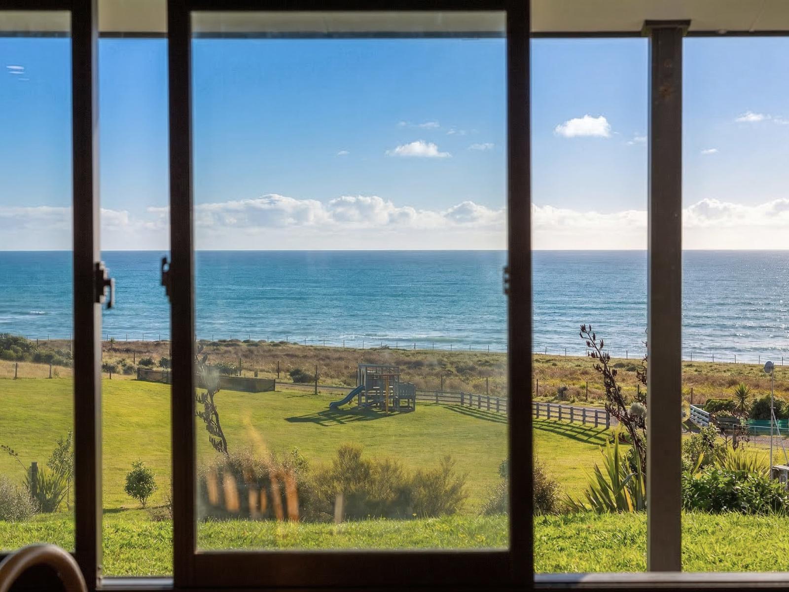 574 Tora Farm Settlement Road, Tora