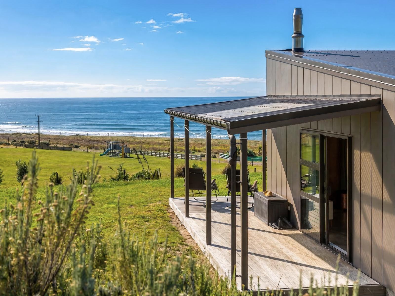 574 Tora Farm Settlement Road, Tora