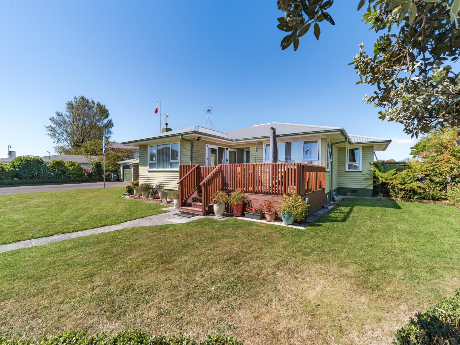 18 Belvedere Crescent, Takaro
