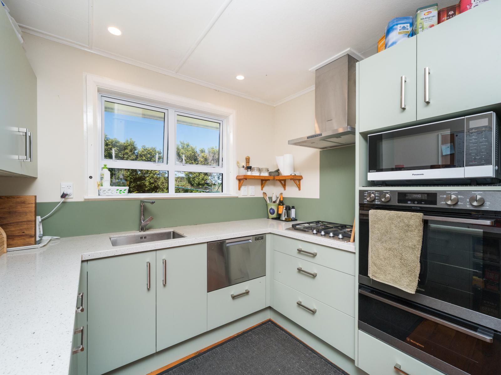 18 Belvedere Crescent, Takaro