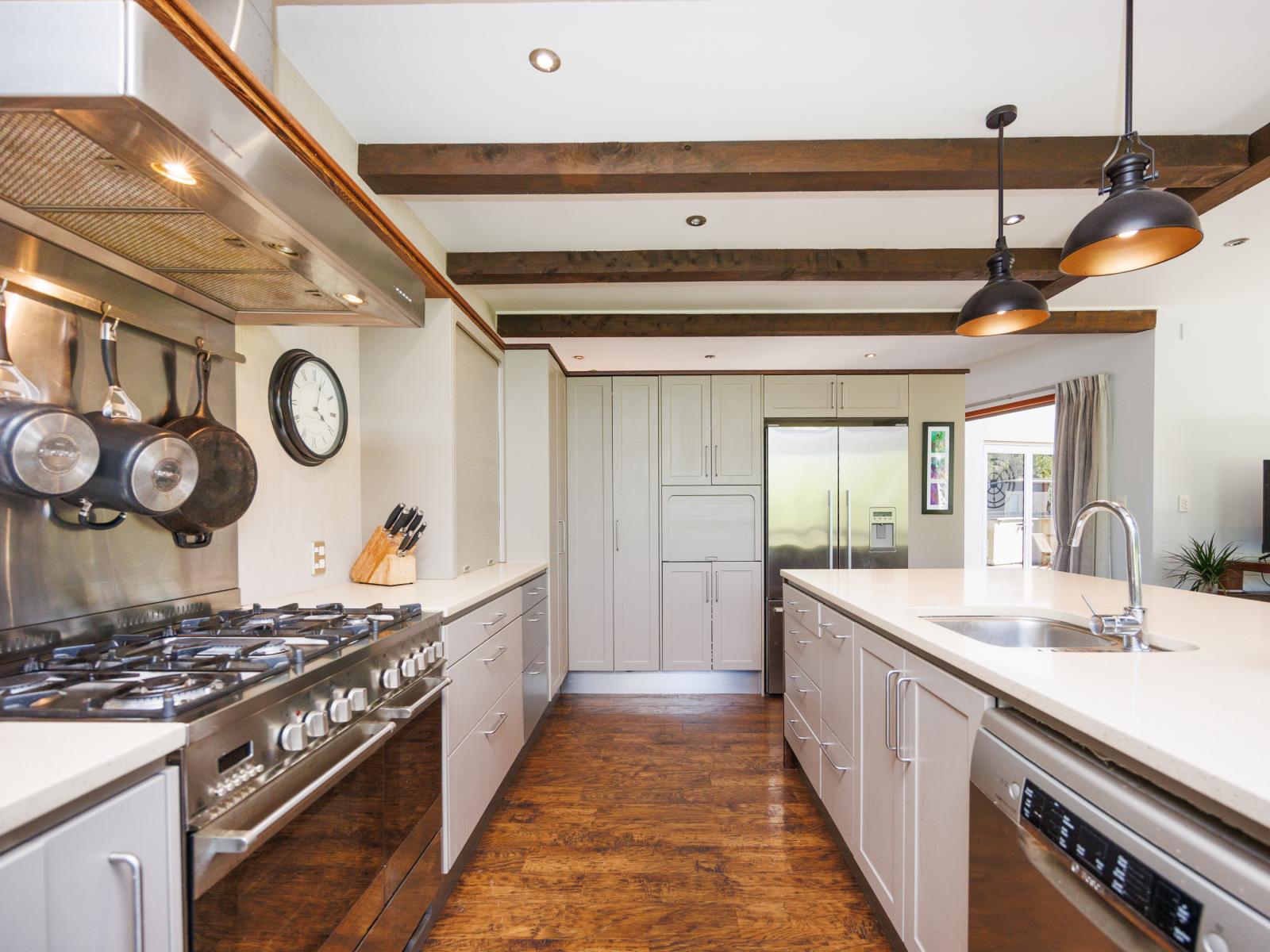 906D Reid Line East, Bunnythorpe