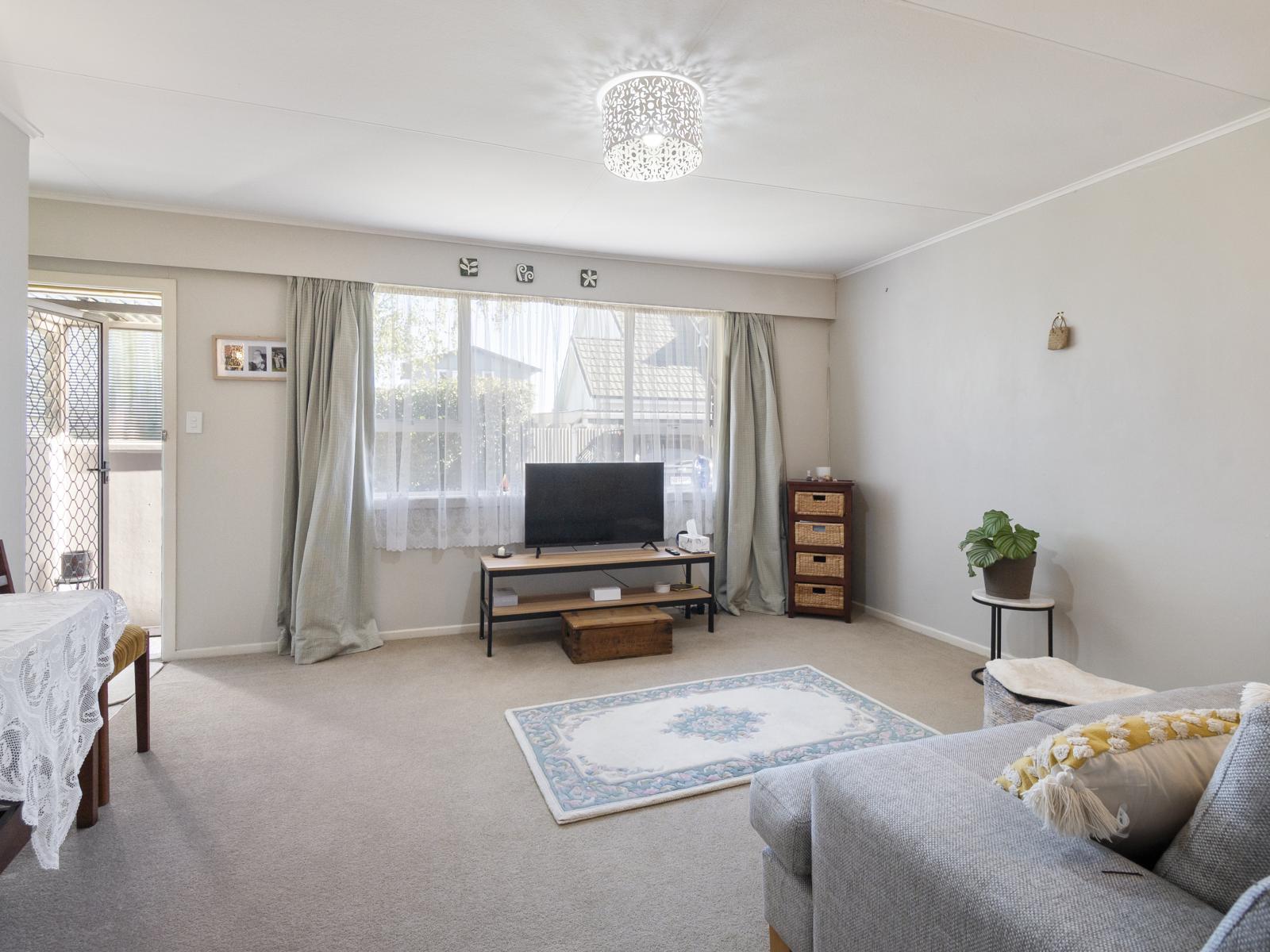 Unit 1,2,3, 112 Roy Street, Palmerston North