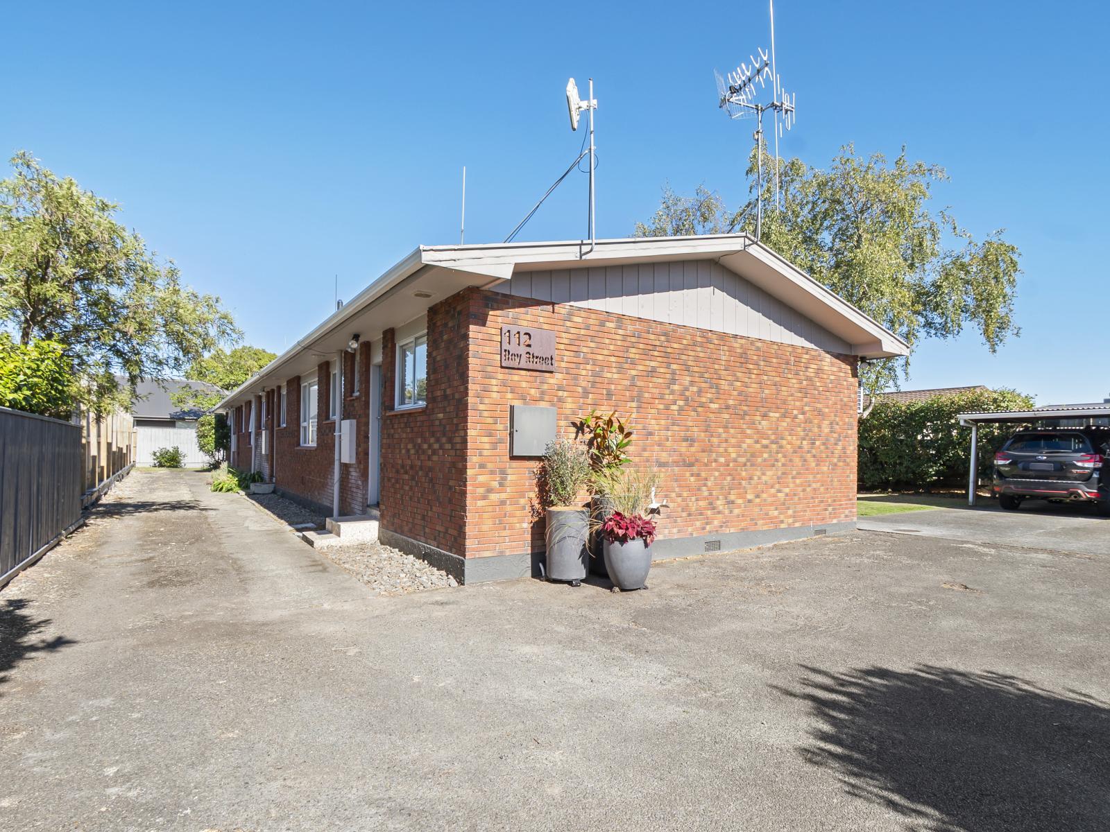 Unit 1,2,3, 112 Roy Street, Palmerston North