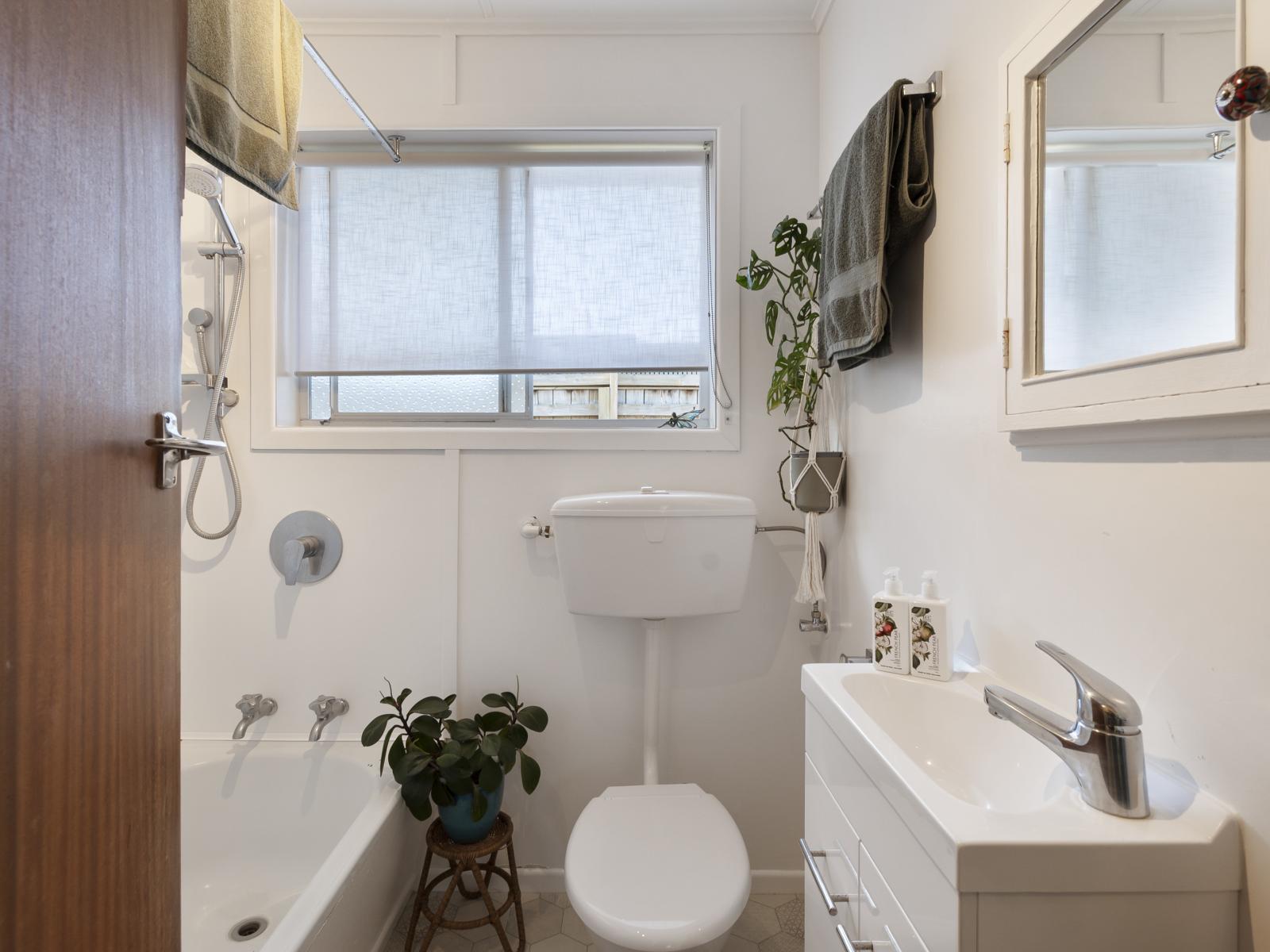 Unit 1,2,3, 112 Roy Street, Palmerston North