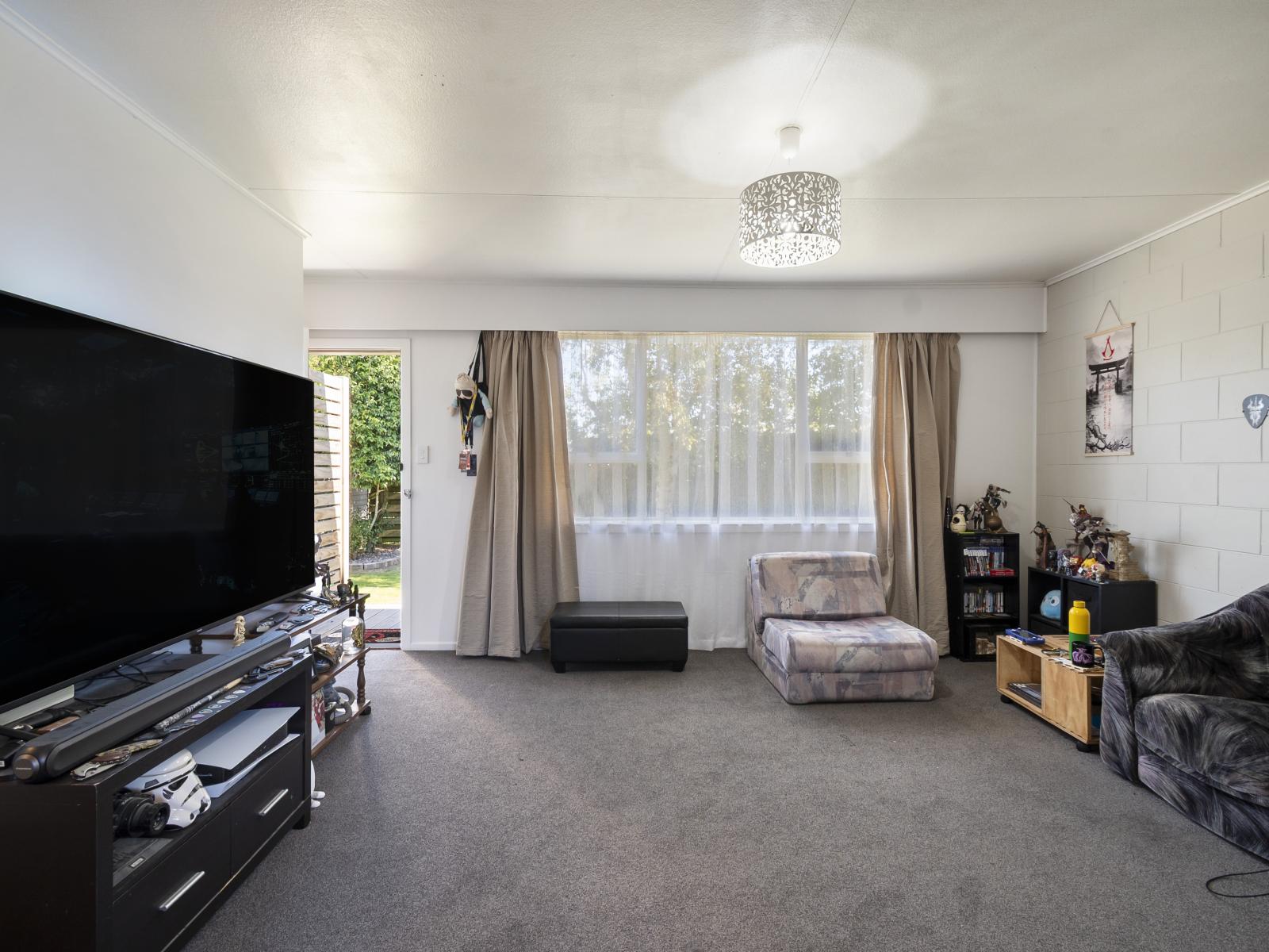 Unit 1,2,3, 112 Roy Street, Palmerston North