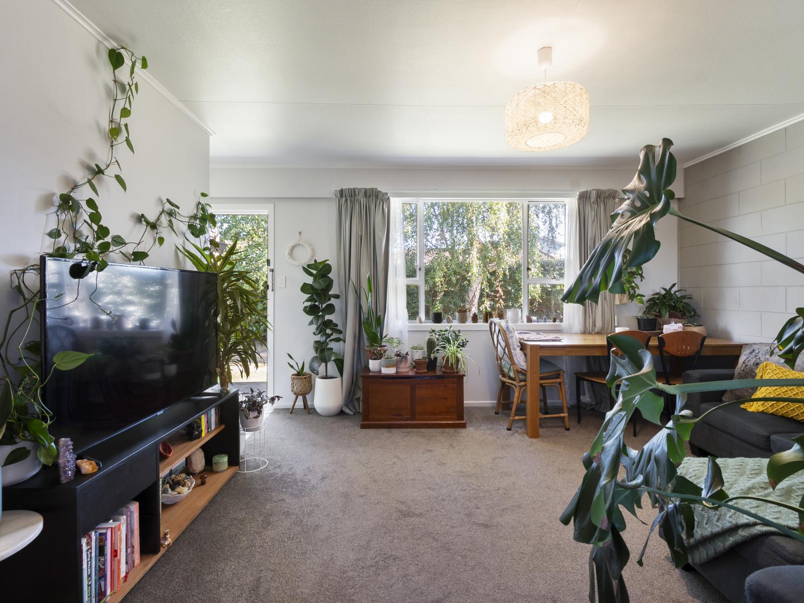 2/112 Roy Street, Palmerston North