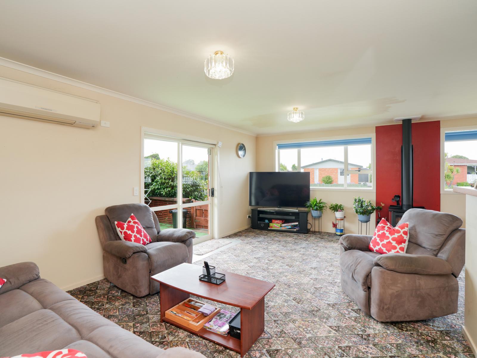 73 Newbie Street, Heidelberg