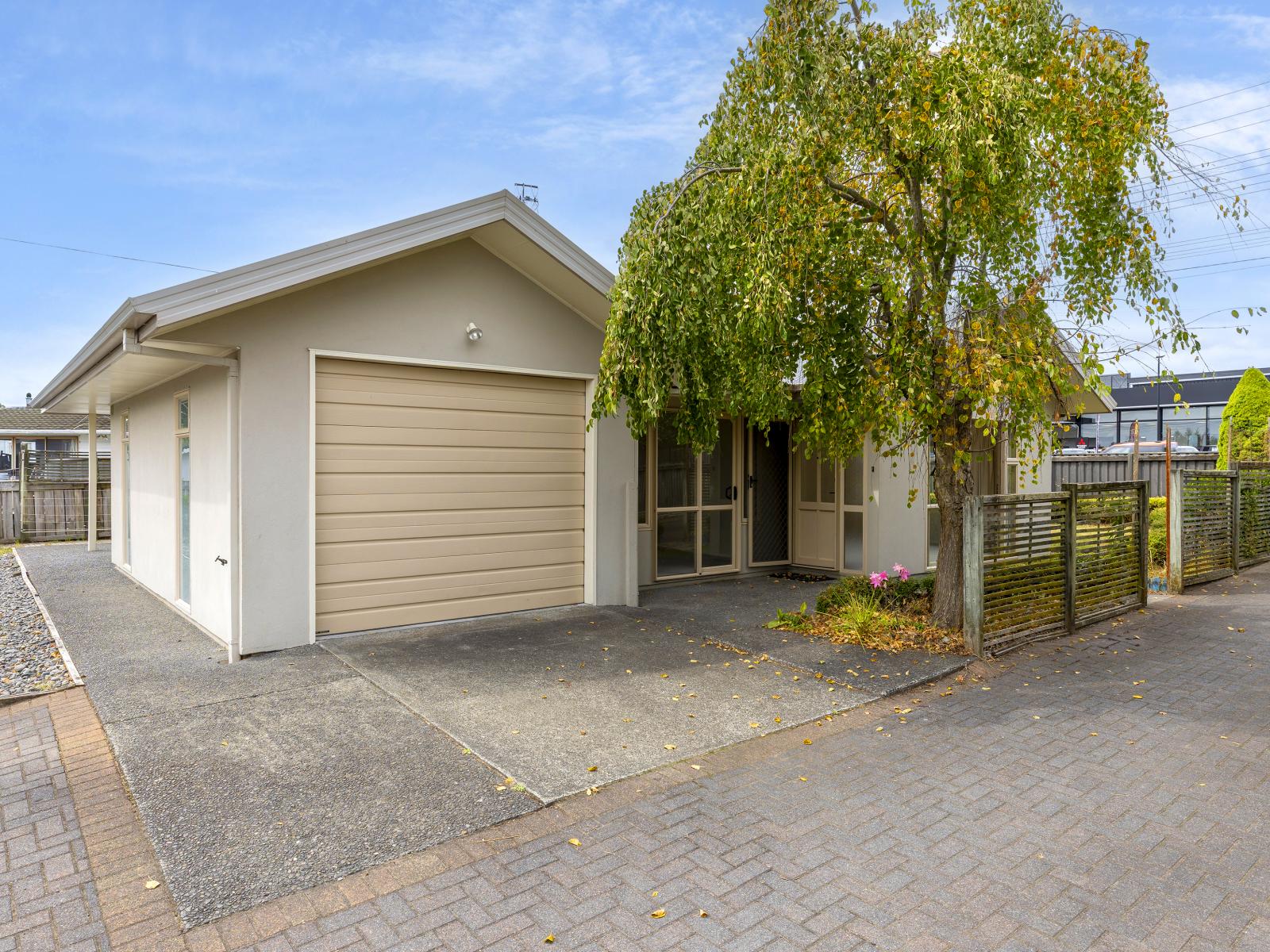 Unit 2, 156 Spa Road, Taupo