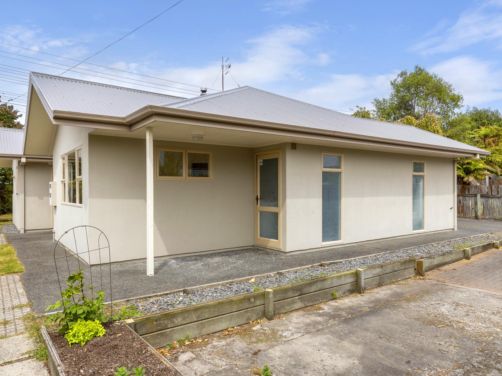 Unit 2, 156 Spa Road, Taupo